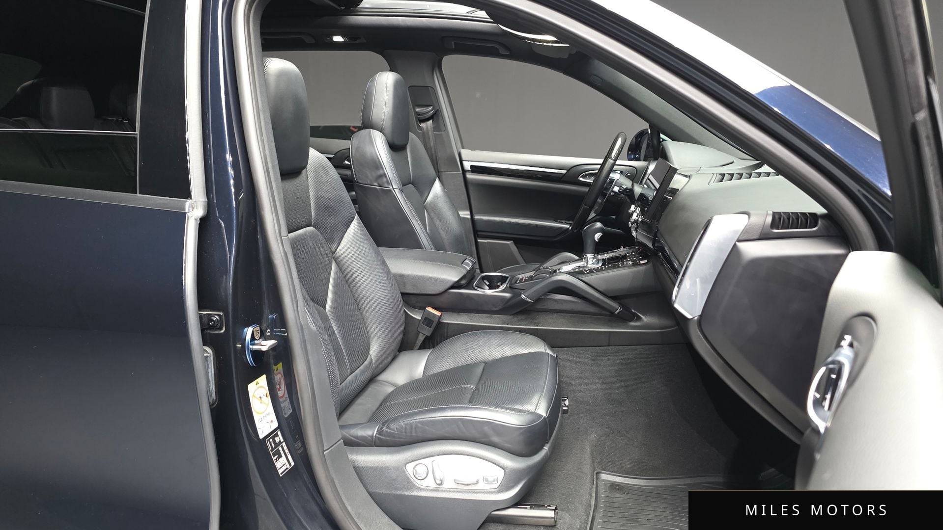 Porsche Cayenne 2016 — миниатюра 10