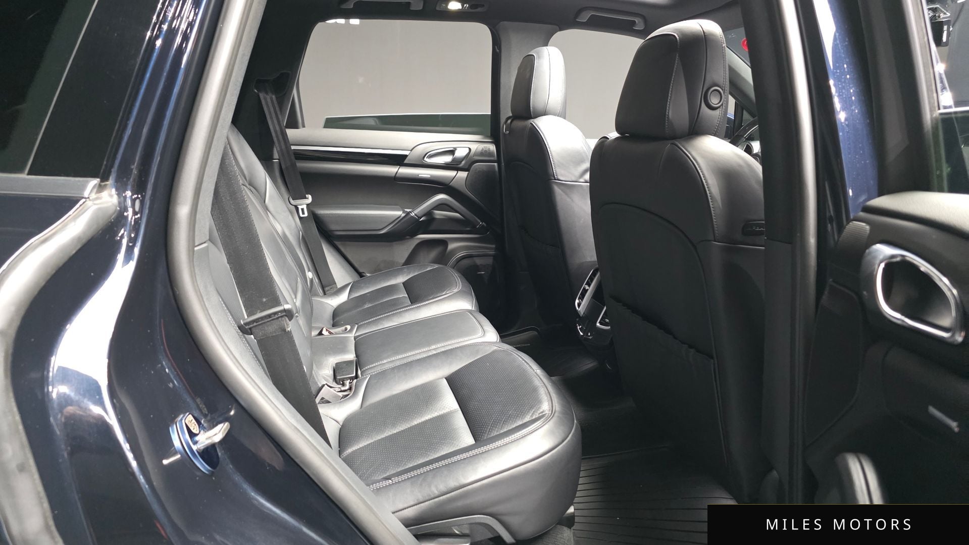 Porsche Cayenne 2016 — миниатюра 11
