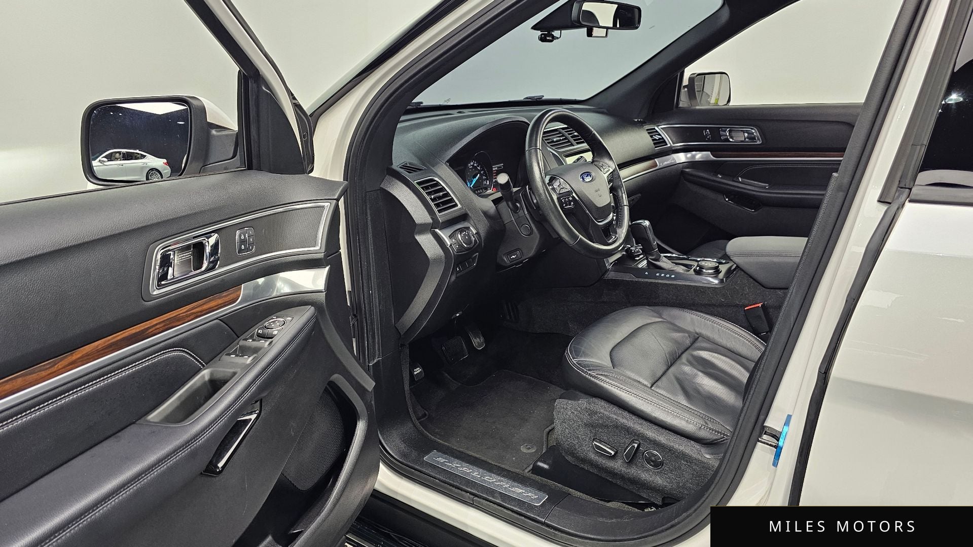 Ford Explorer 2017 — миниатюра 10