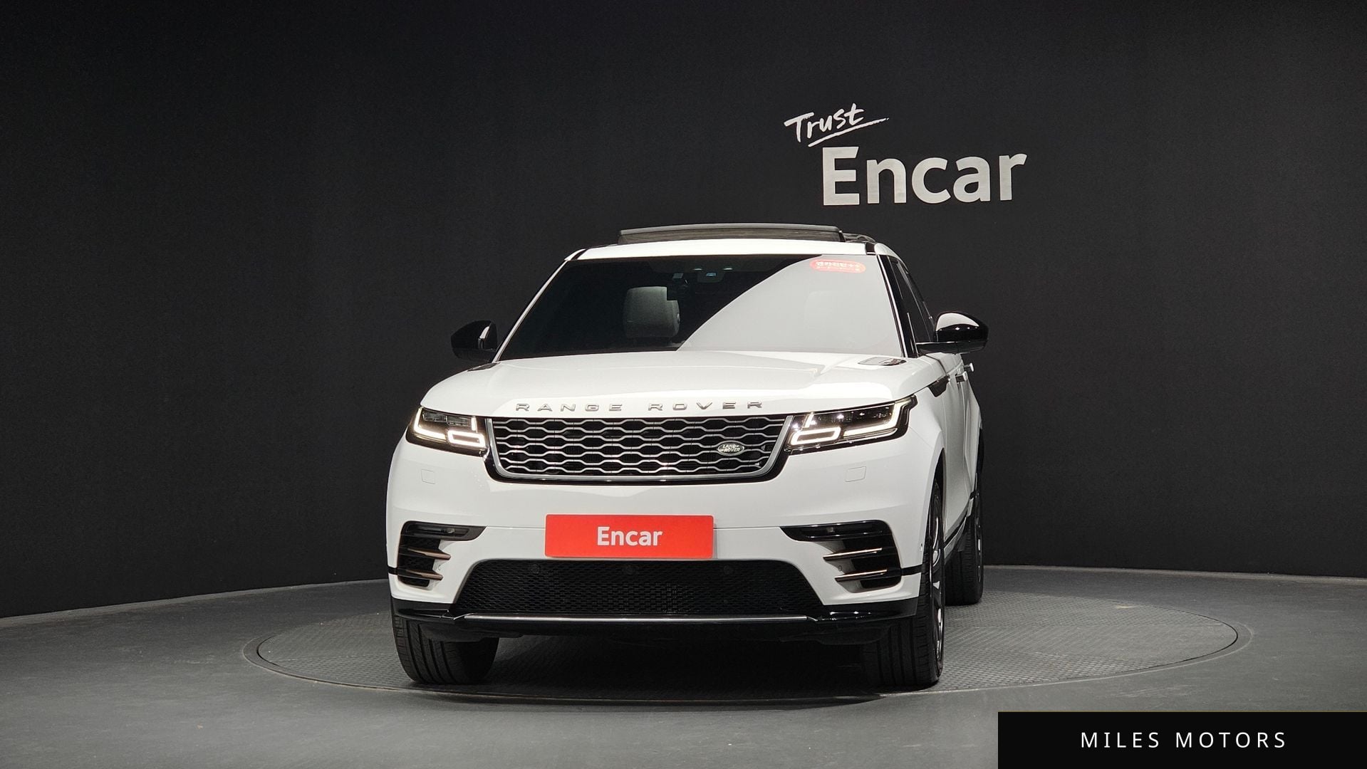 Land Rover Range Rover Velar 2018 — миниатюра 2