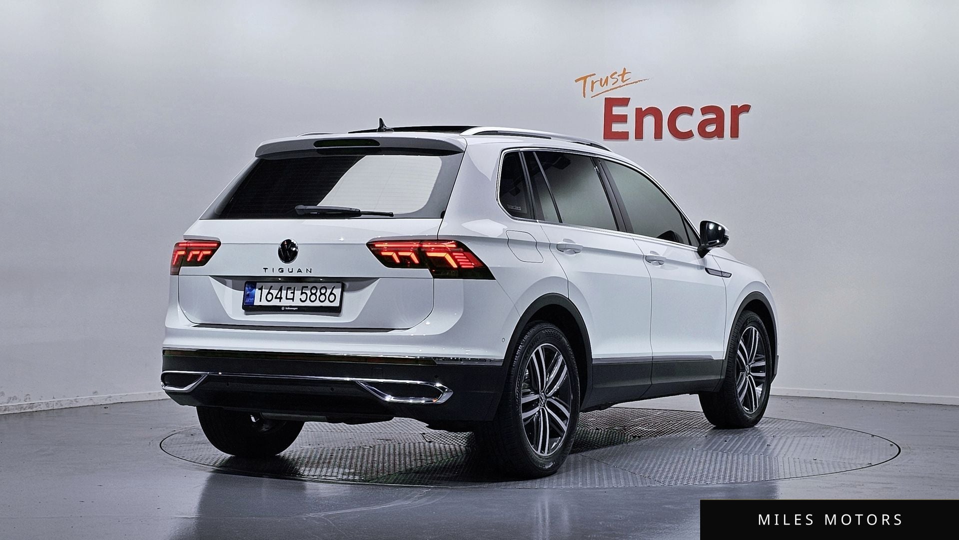 Volkswagen Tiguan 2023 — миниатюра 2