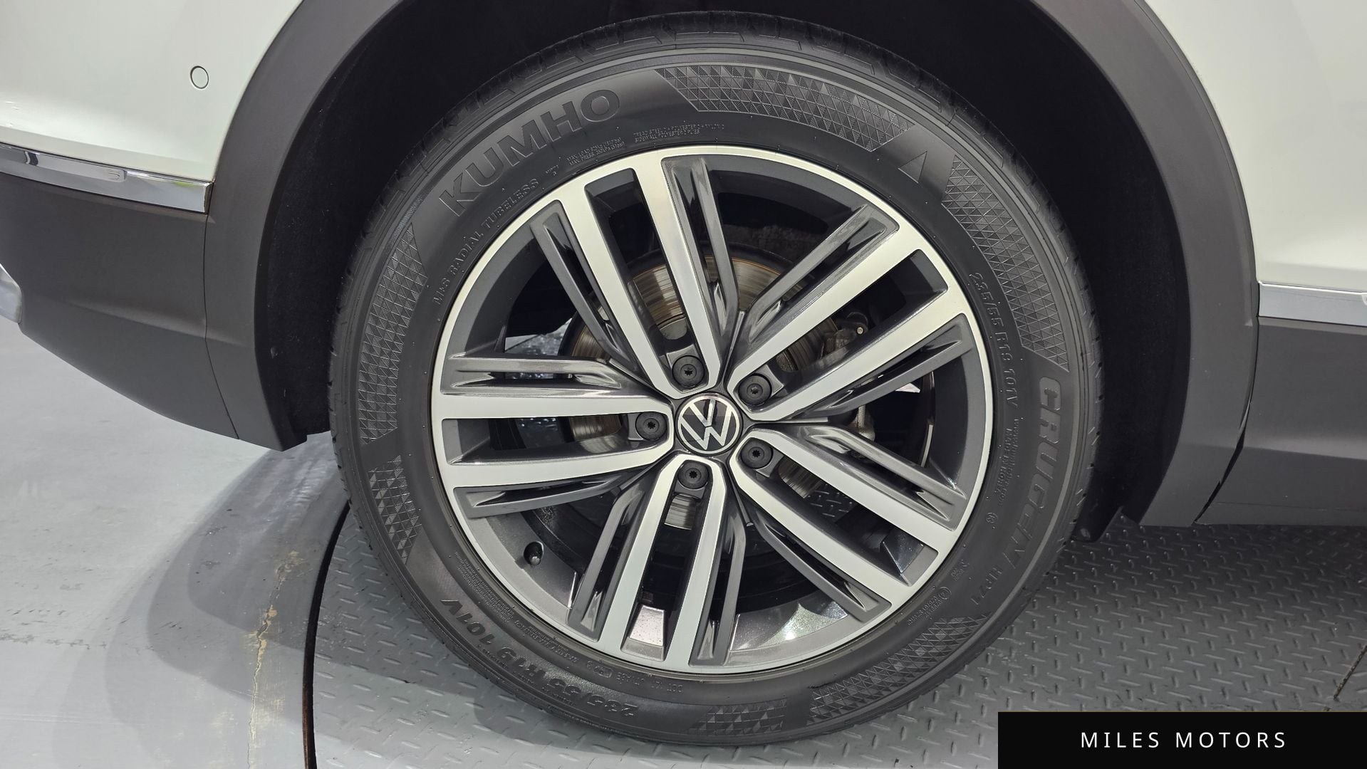 Volkswagen Tiguan 2023 — миниатюра 5