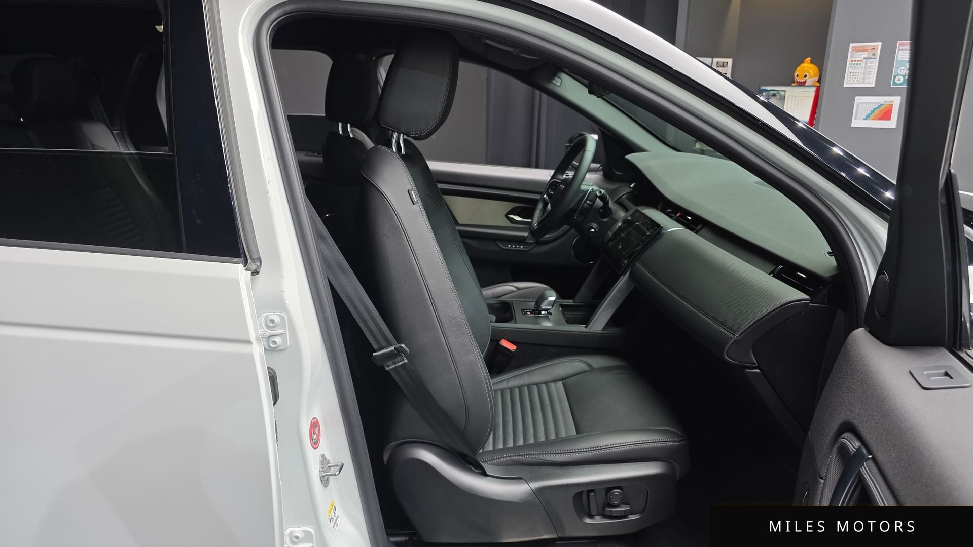 Land Rover Discovery Sport 2024 — миниатюра 12