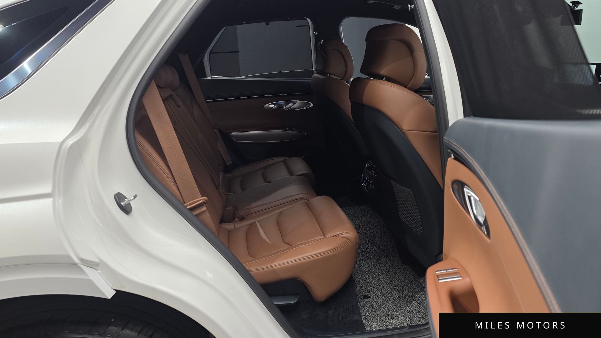 Genesis GV70 2024 — миниатюра 12