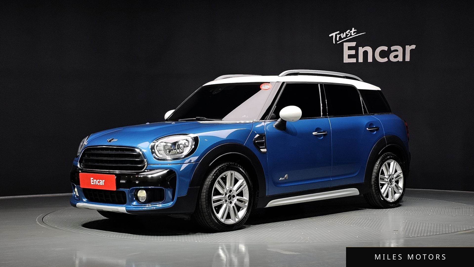MINI Countryman 2018 — фото 1 из 12