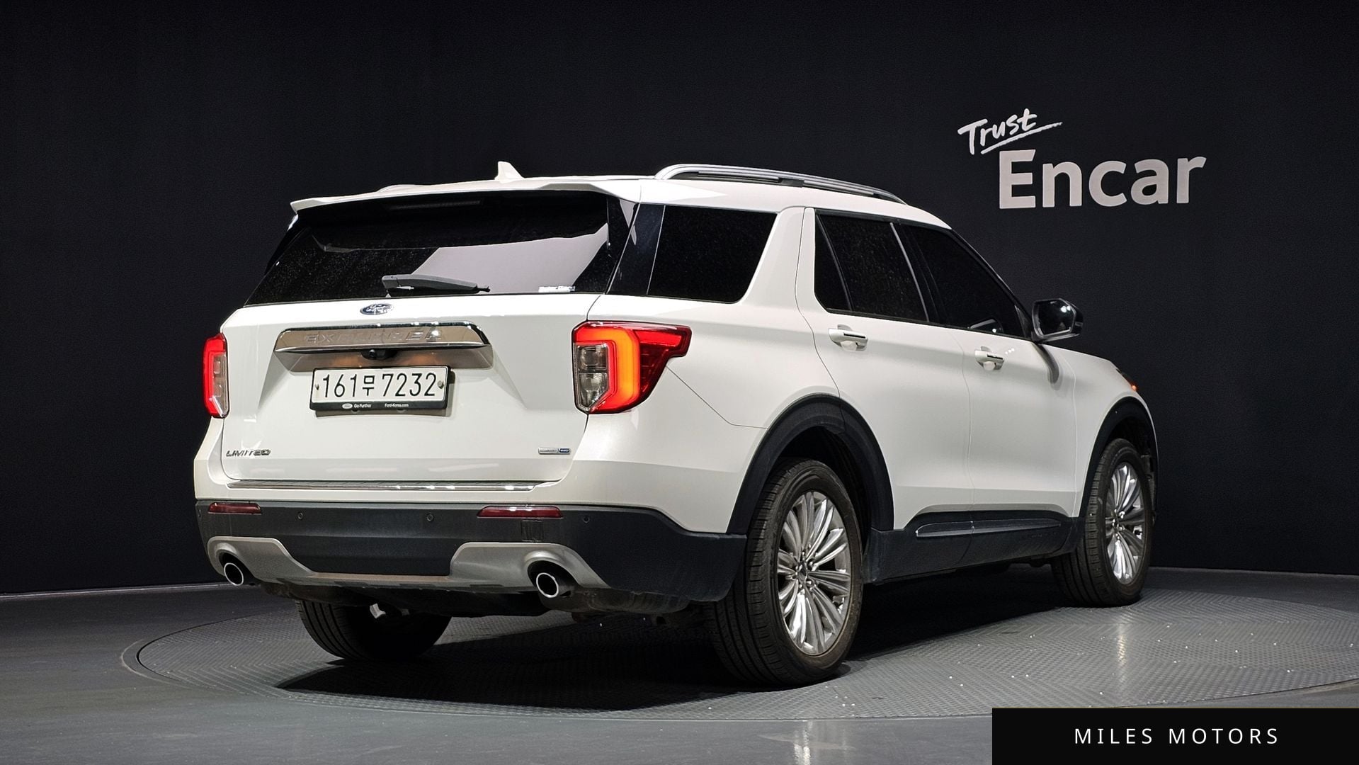 Ford Explorer 2020 — миниатюра 2