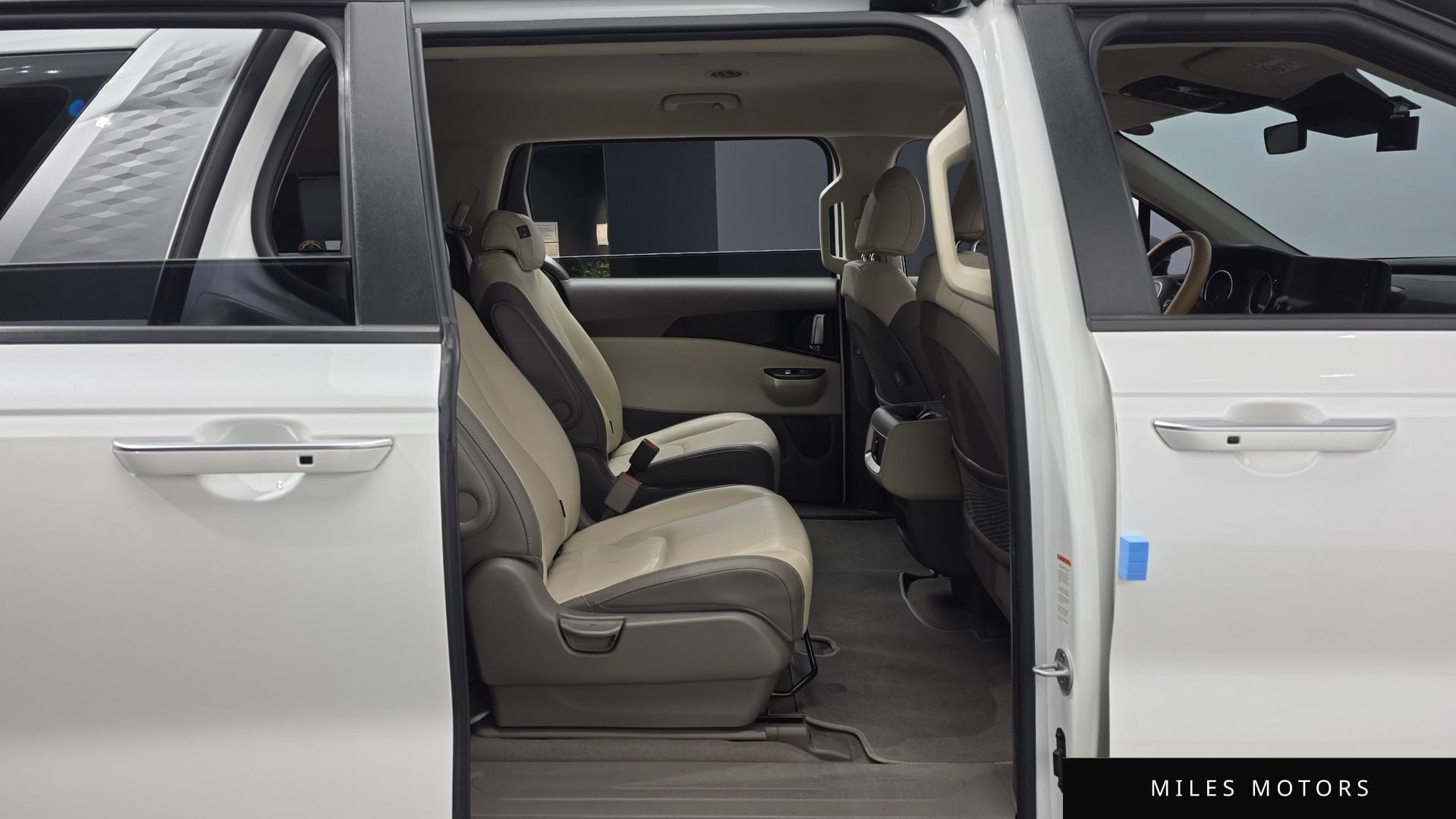 Kia Carnival 2021 — миниатюра 12