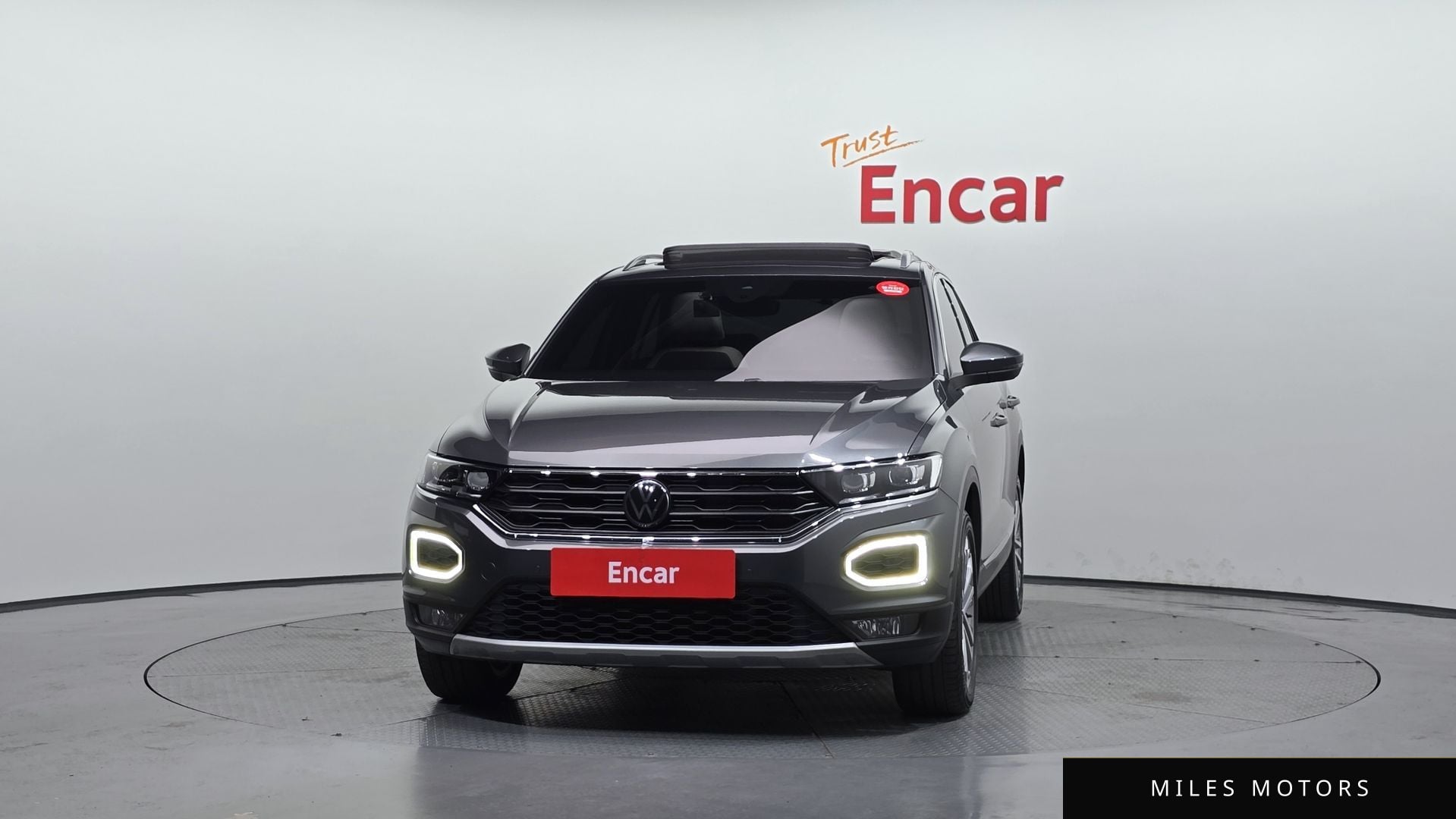 Volkswagen T-Roc 2021 — миниатюра 3