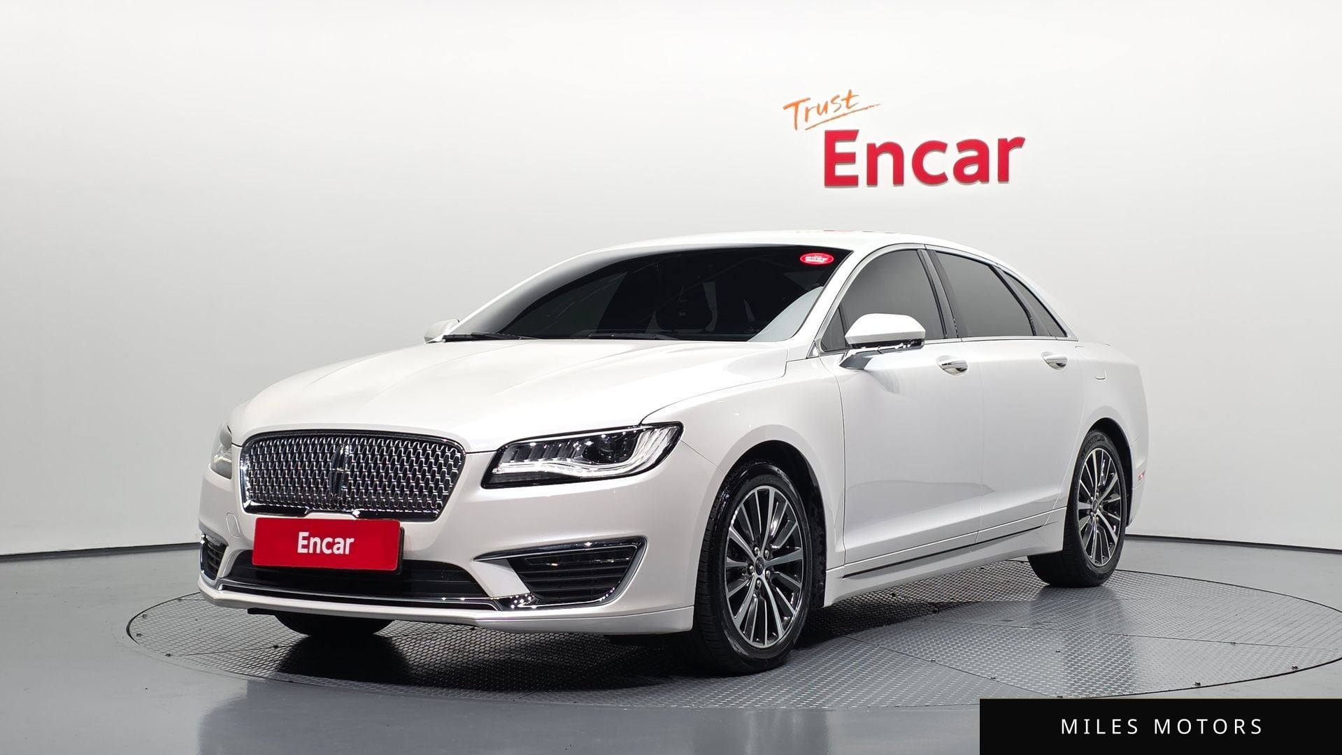 Lincoln MKZ 2020 — фото 1 из 12