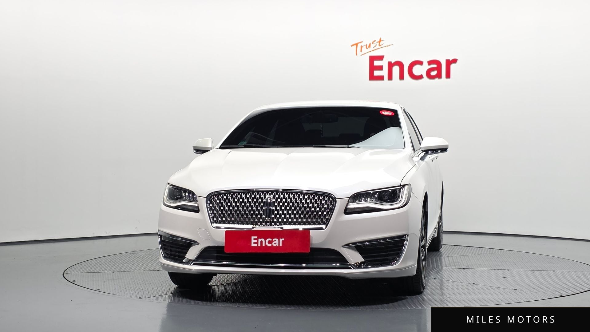 Lincoln MKZ 2020 — миниатюра 3