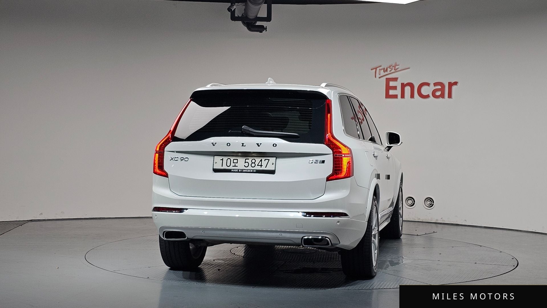 Volvo XC90 2019 — миниатюра 3