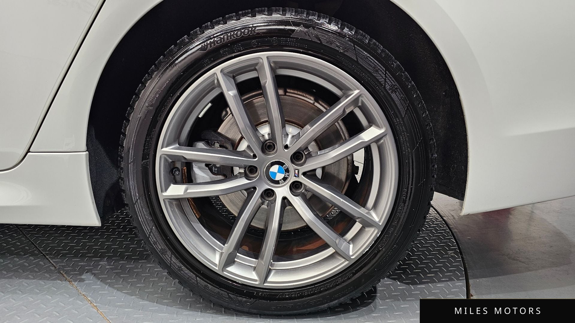 BMW 5 Series (G30) 2018 — миниатюра 7