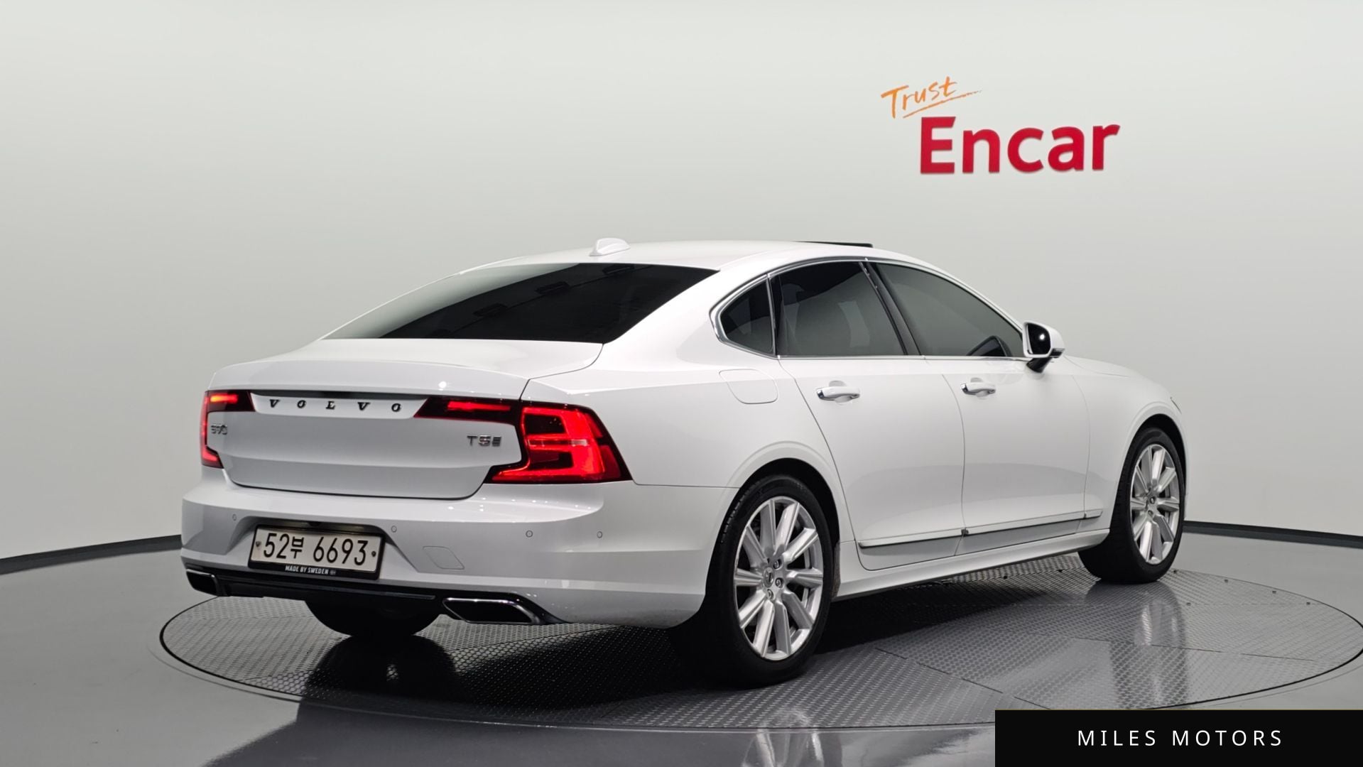 Volvo S90 2020 — фото 1 из 12