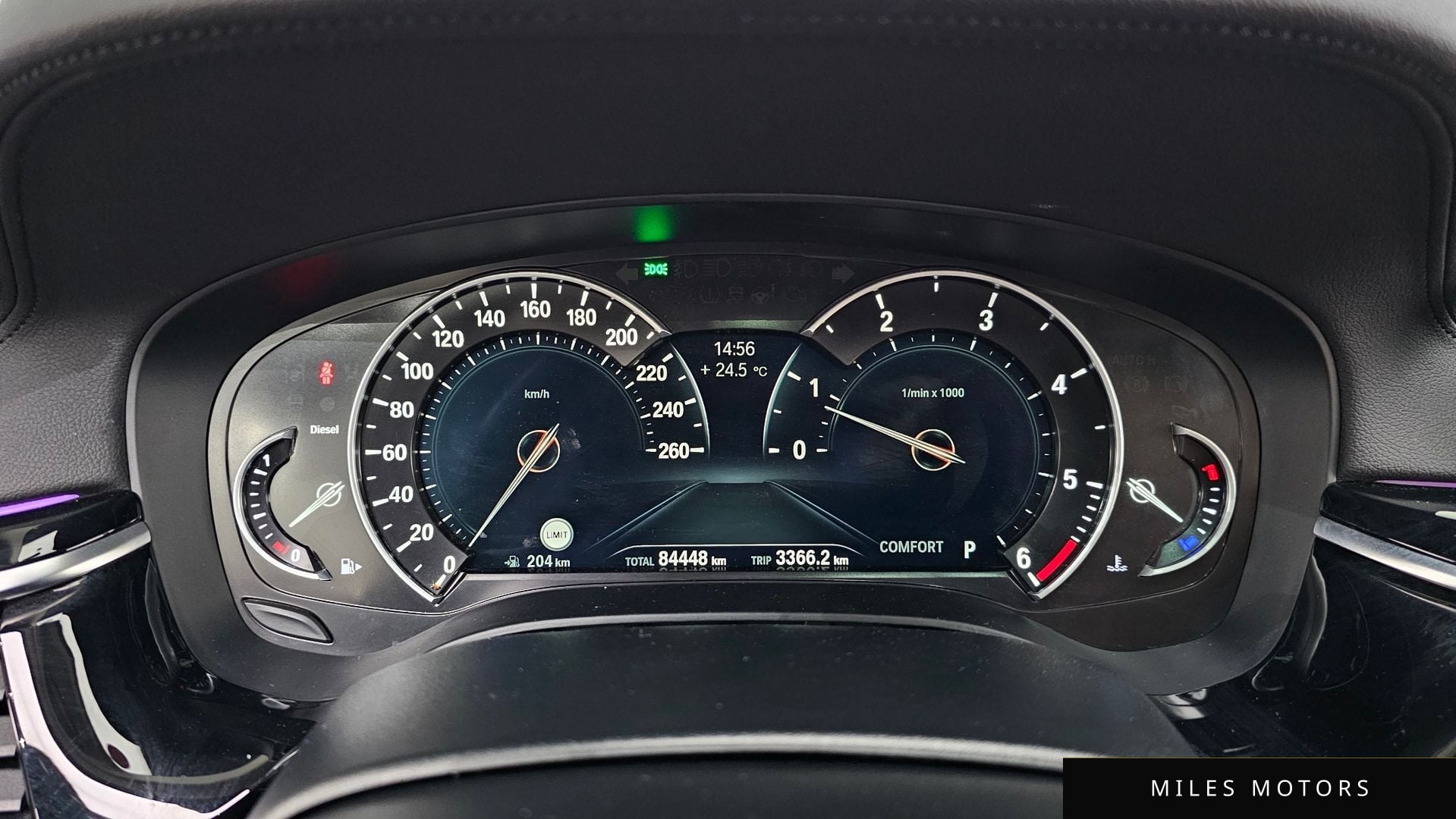 BMW 5 Series (G30) 2018 — миниатюра 11
