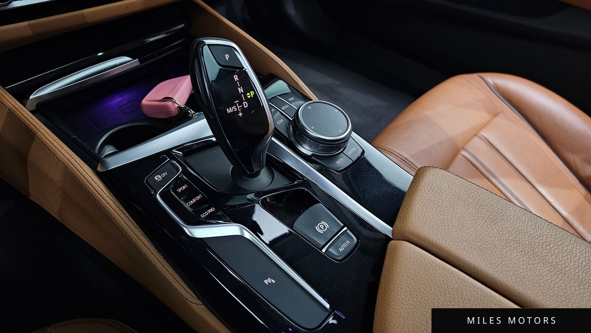 BMW 5 Series (G30) 2018 — миниатюра 12