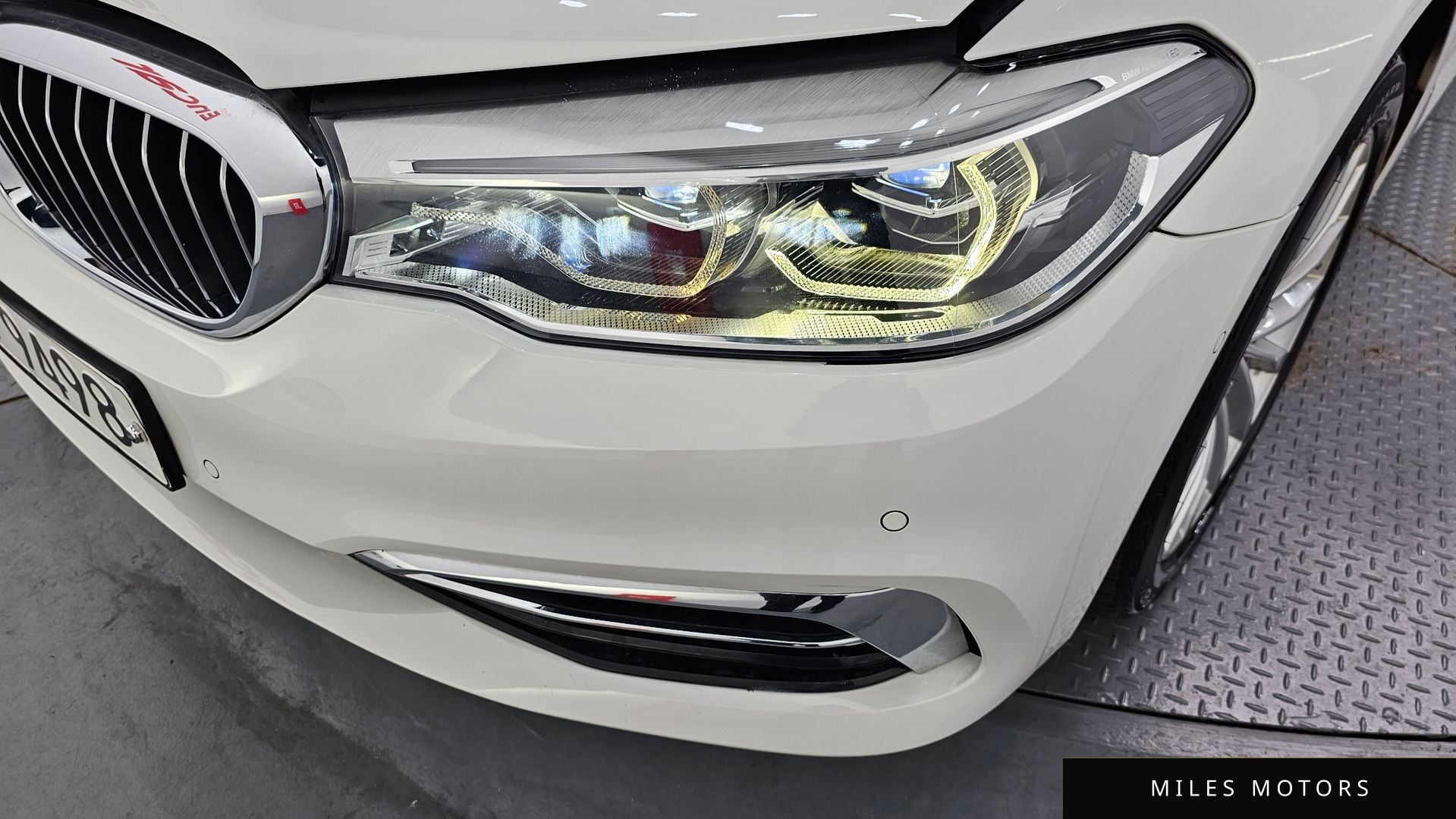 BMW 5 Series (G30) 2018 — миниатюра 8