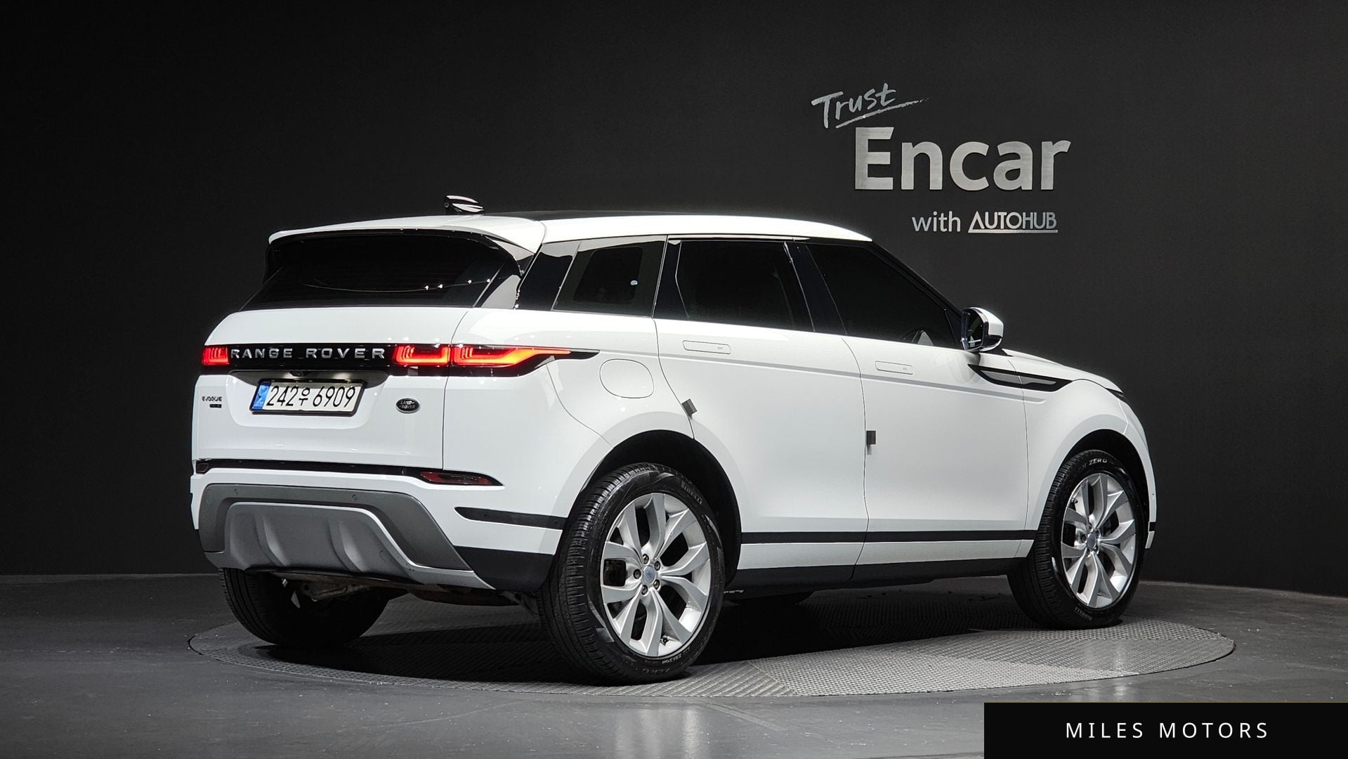 Land Rover Range Rover Evoque 2020 — миниатюра 2