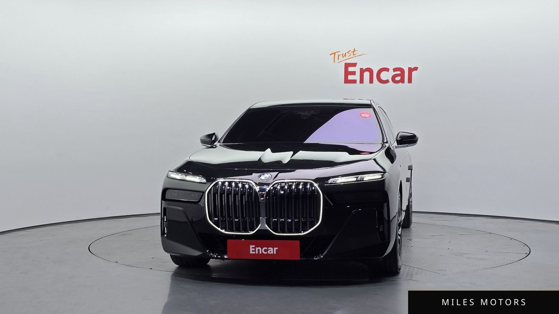 BMW 7 Series (G70) 2025 — миниатюра 3