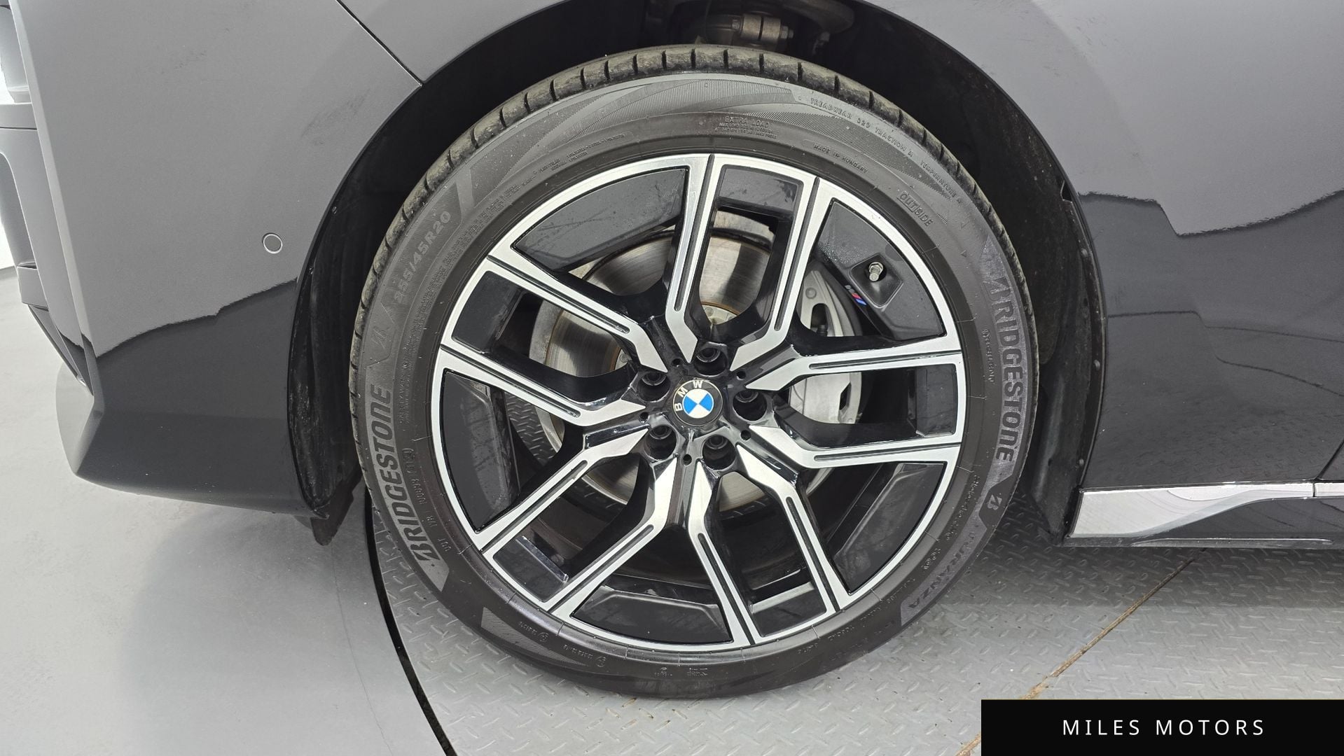 BMW 7 Series (G70) 2025 — миниатюра 5
