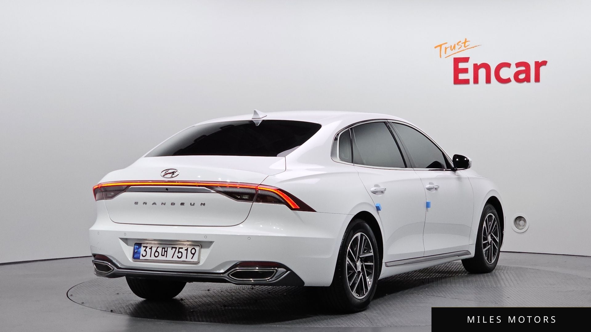 Hyundai Grandeur 2023 — миниатюра 2