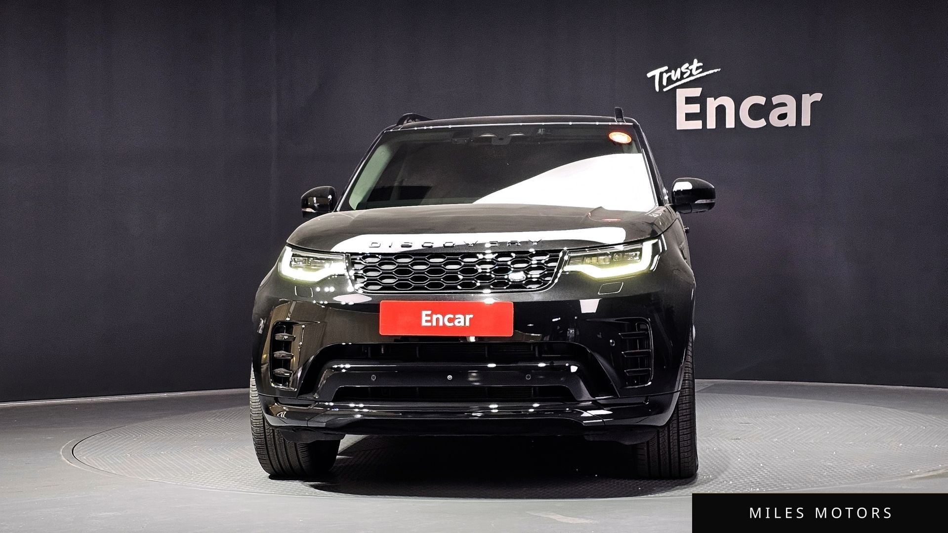 Land Rover Discovery 2025 — миниатюра 3