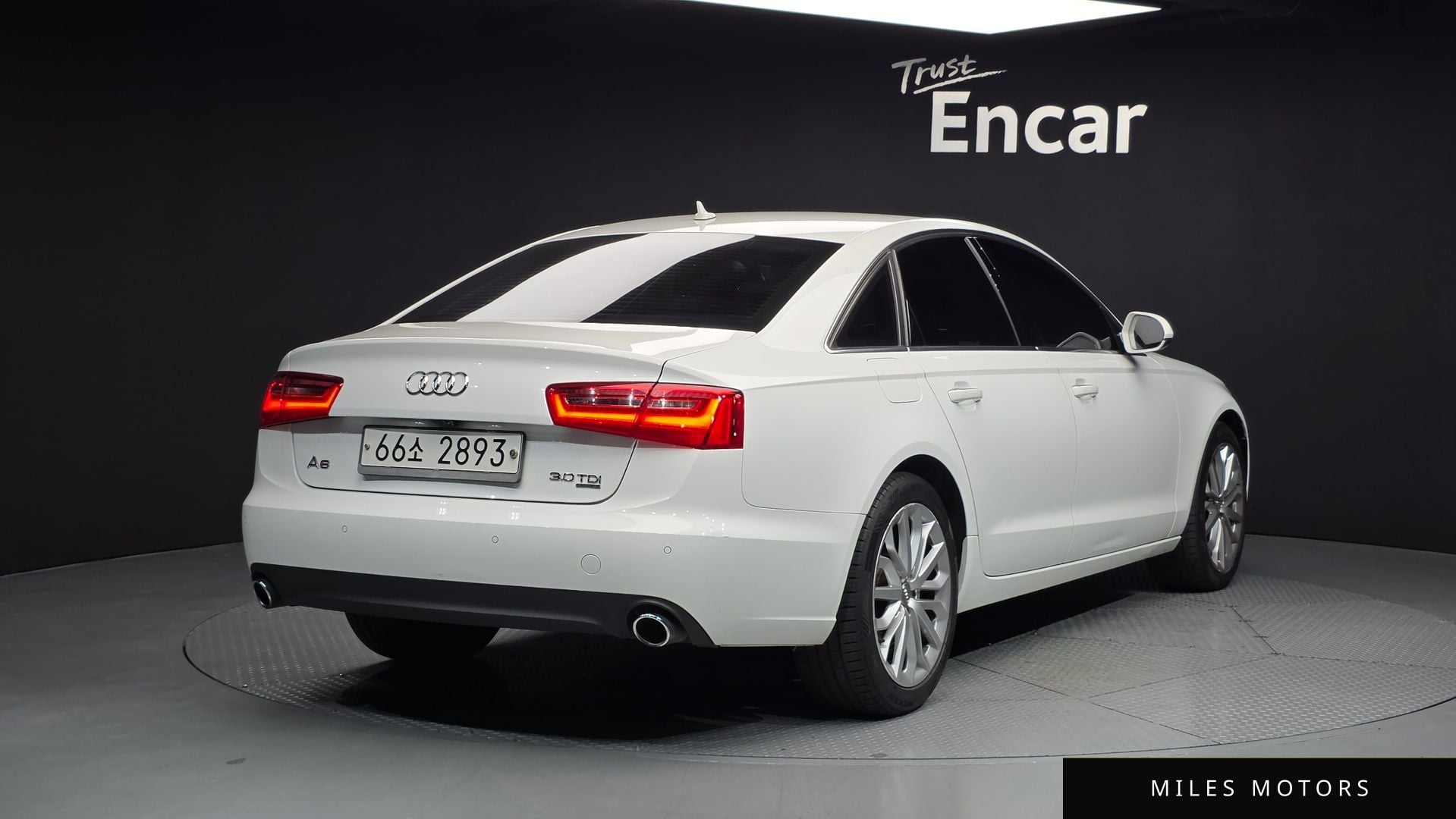 Audi A6 2012 — миниатюра 2