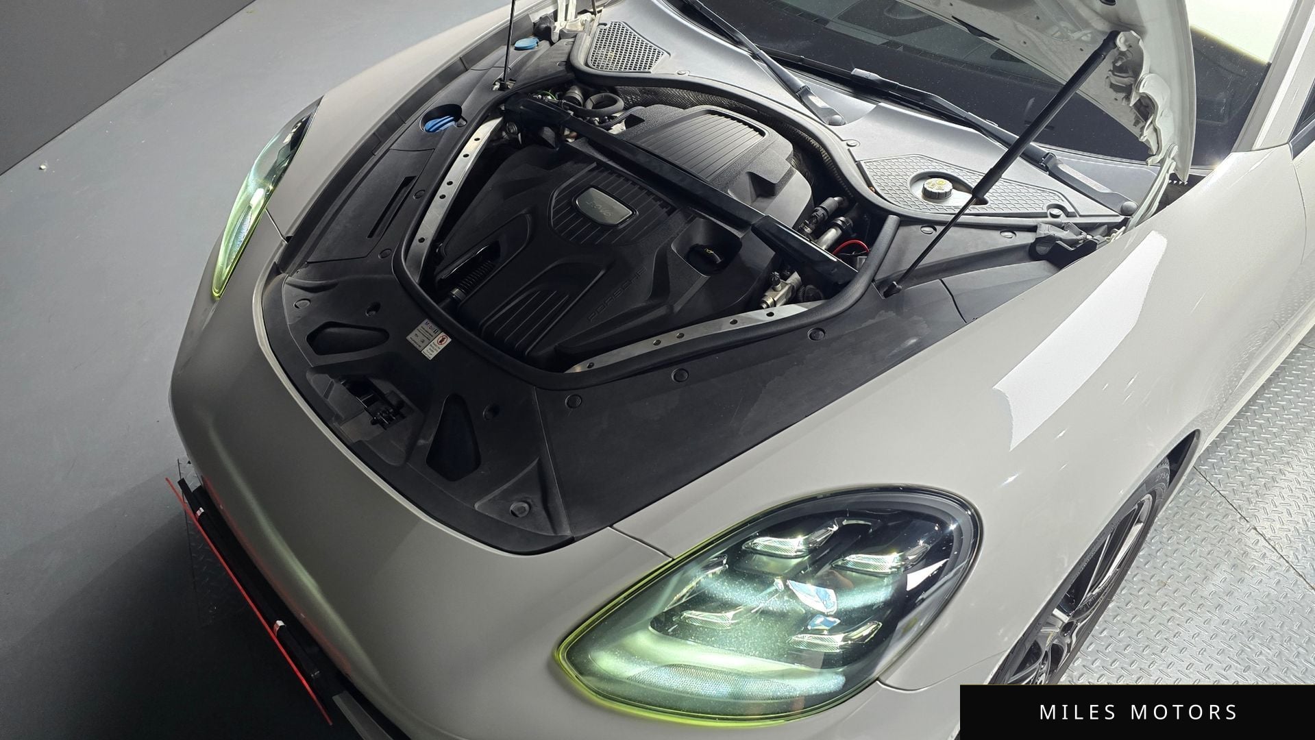 Porsche Panamera 2020 — миниатюра 6
