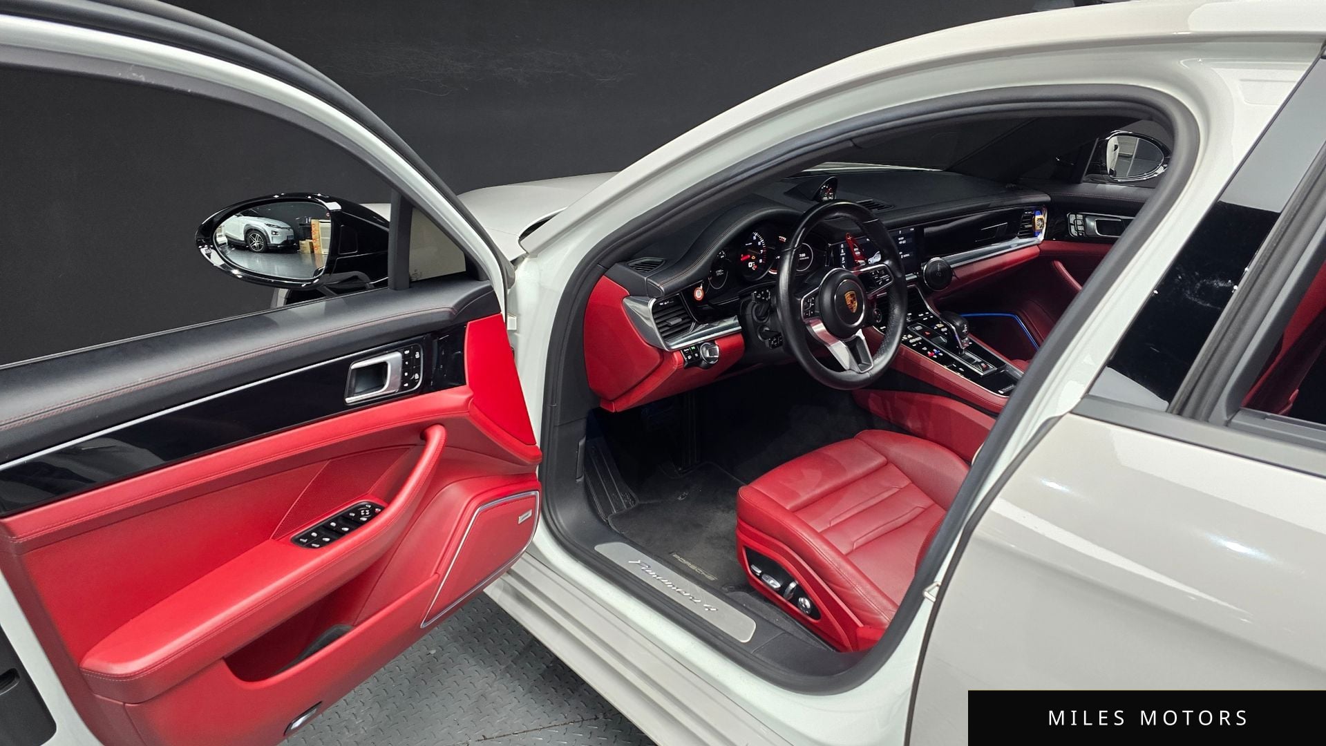 Porsche Panamera 2020 — миниатюра 11