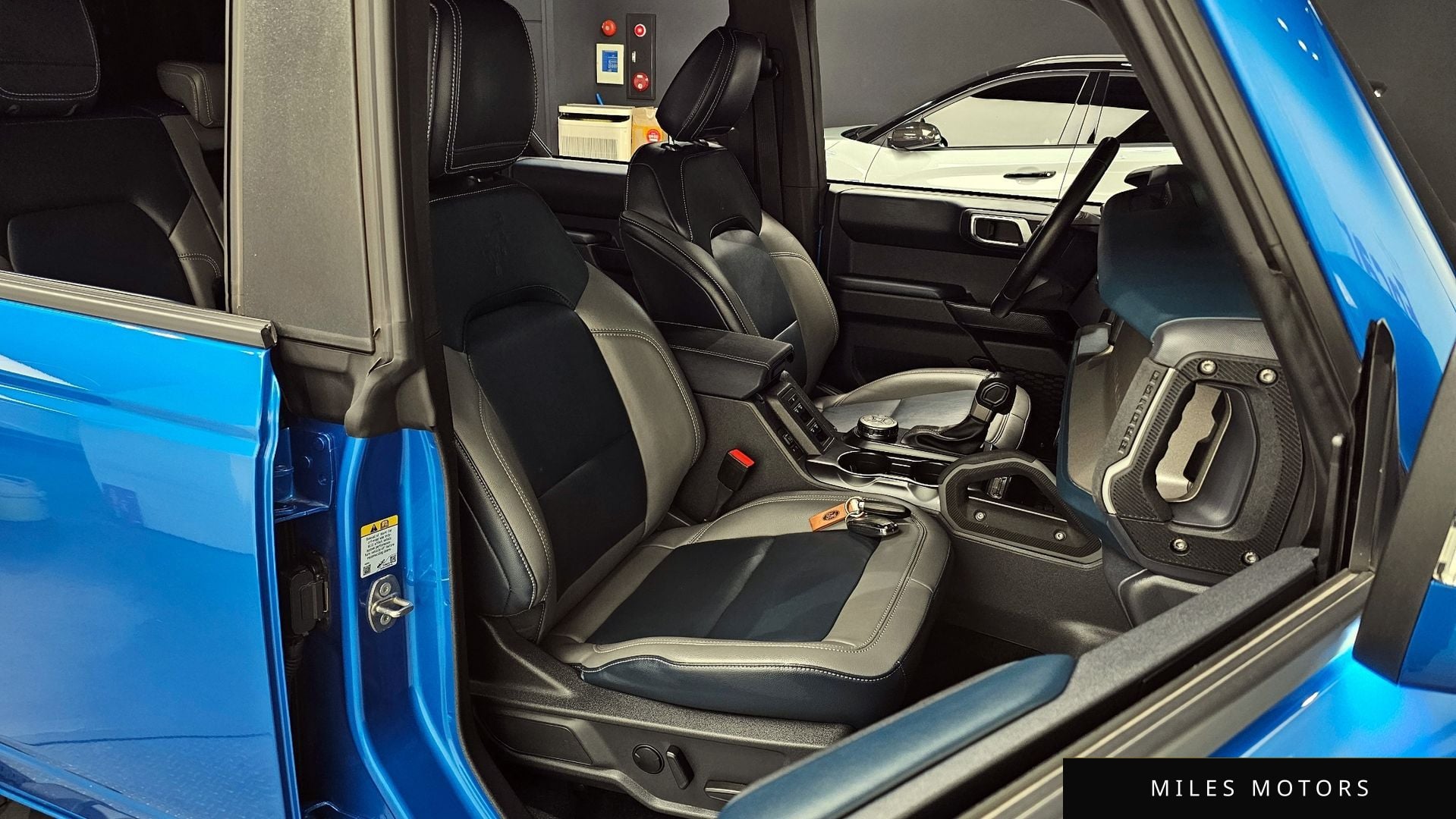 Ford Bronco 2024 — миниатюра 12