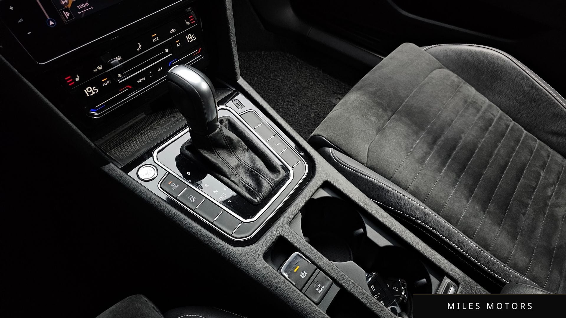 Volkswagen Passat 2021 — миниатюра 12