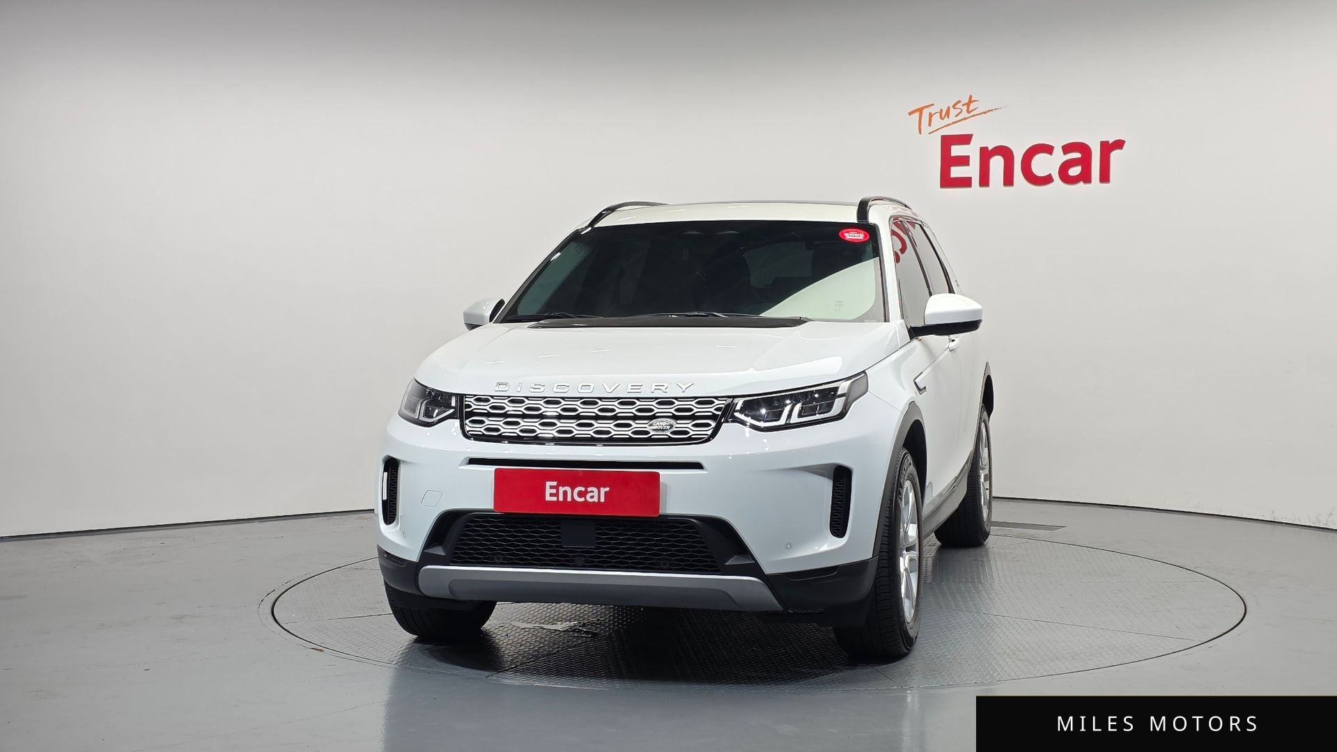 Land Rover Discovery Sport 2023 — миниатюра 3