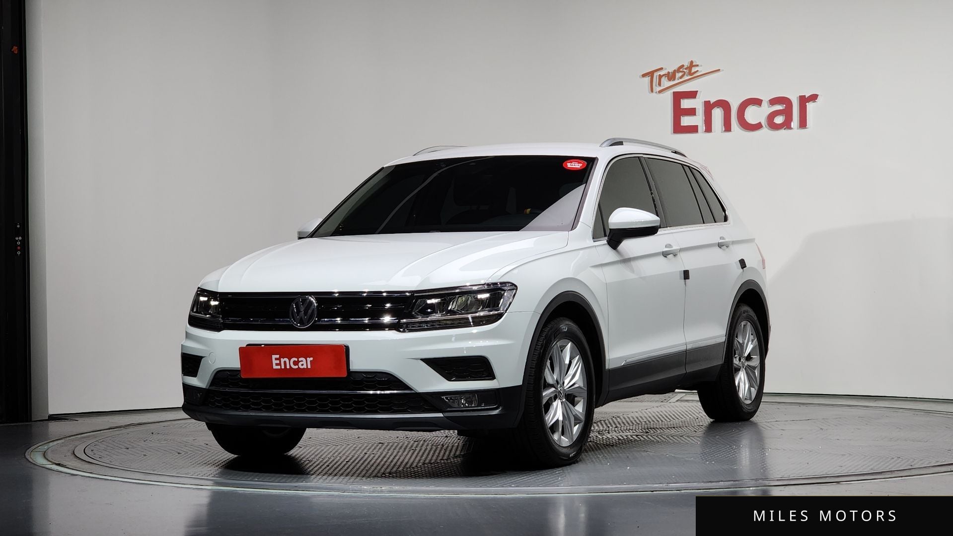 Volkswagen Tiguan 2020 — фото 1 из 12