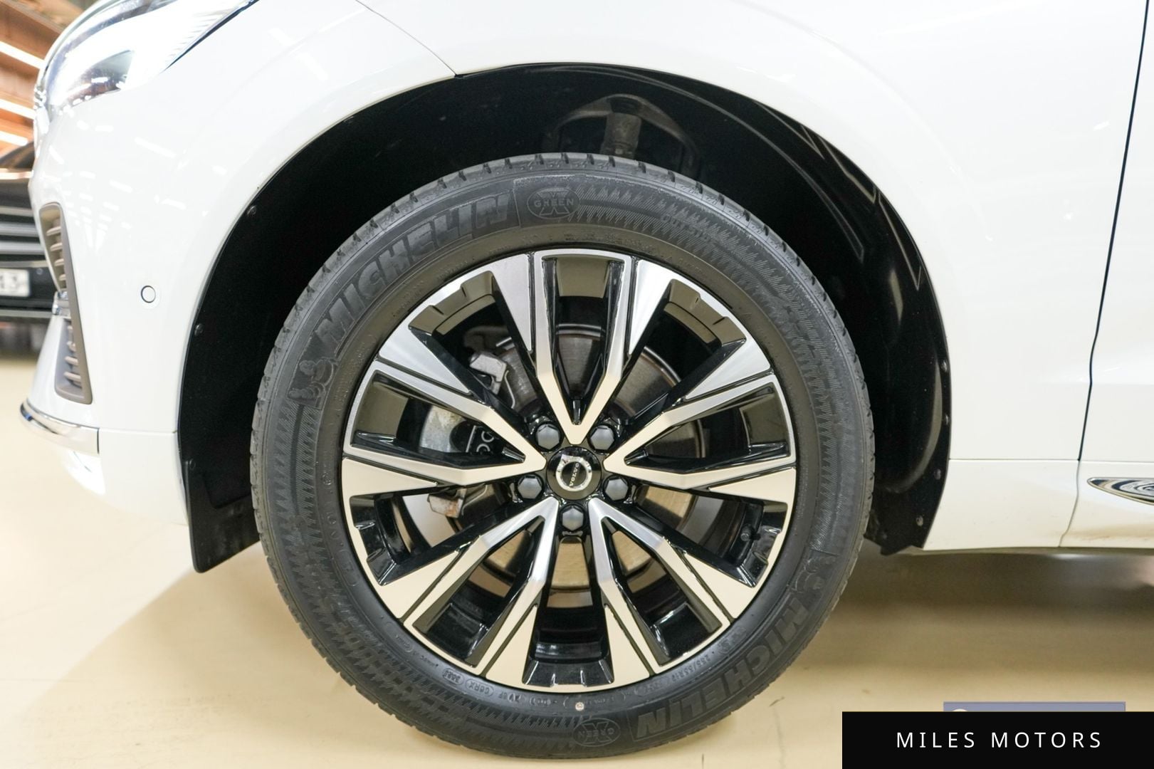 Volvo XC60 2024 — миниатюра 5