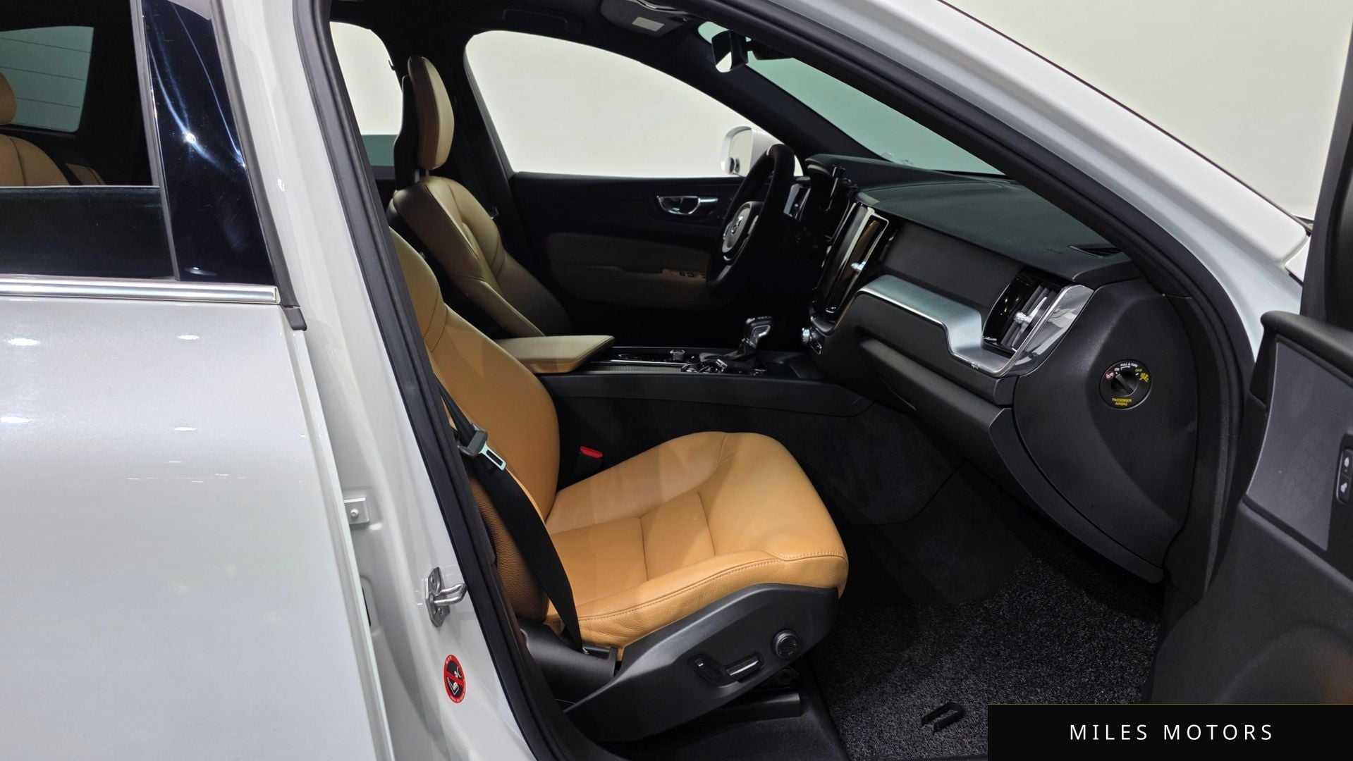 Volvo XC60 2018 — миниатюра 11