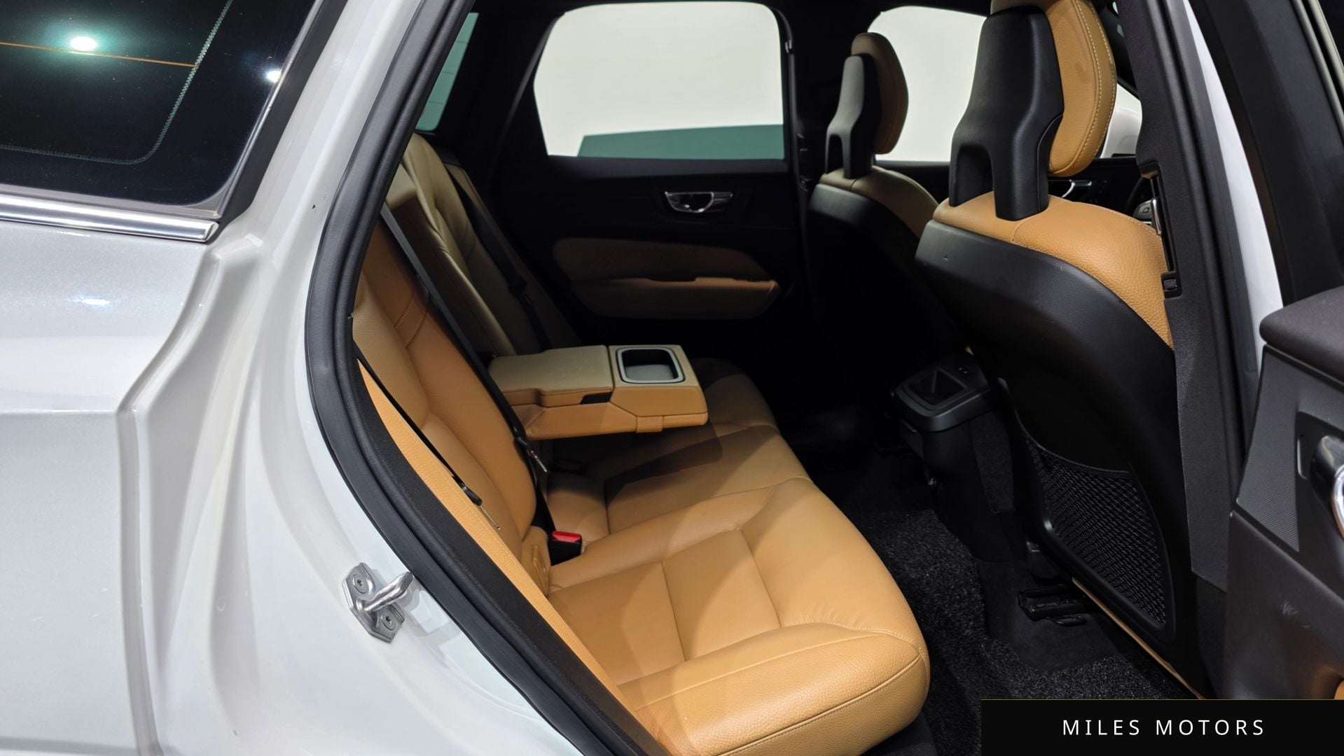 Volvo XC60 2018 — миниатюра 12