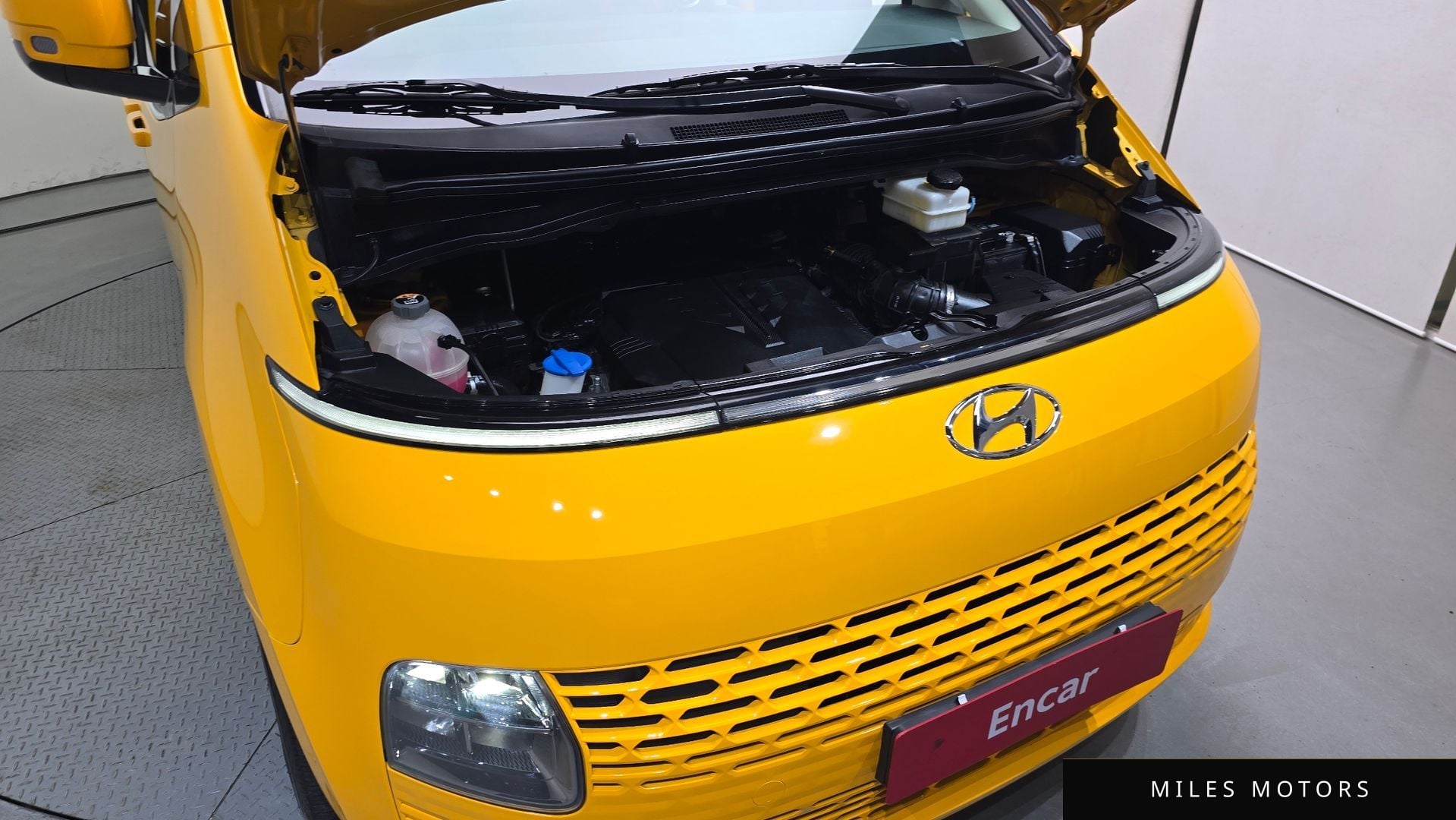 Hyundai Staria 2024 — миниатюра 6