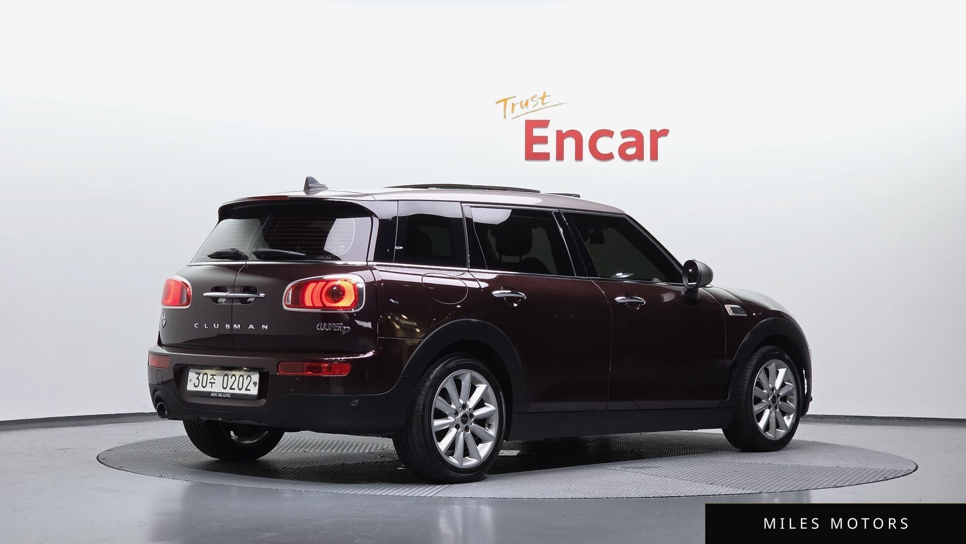 MINI Clubman 2016 — фото 1 из 12