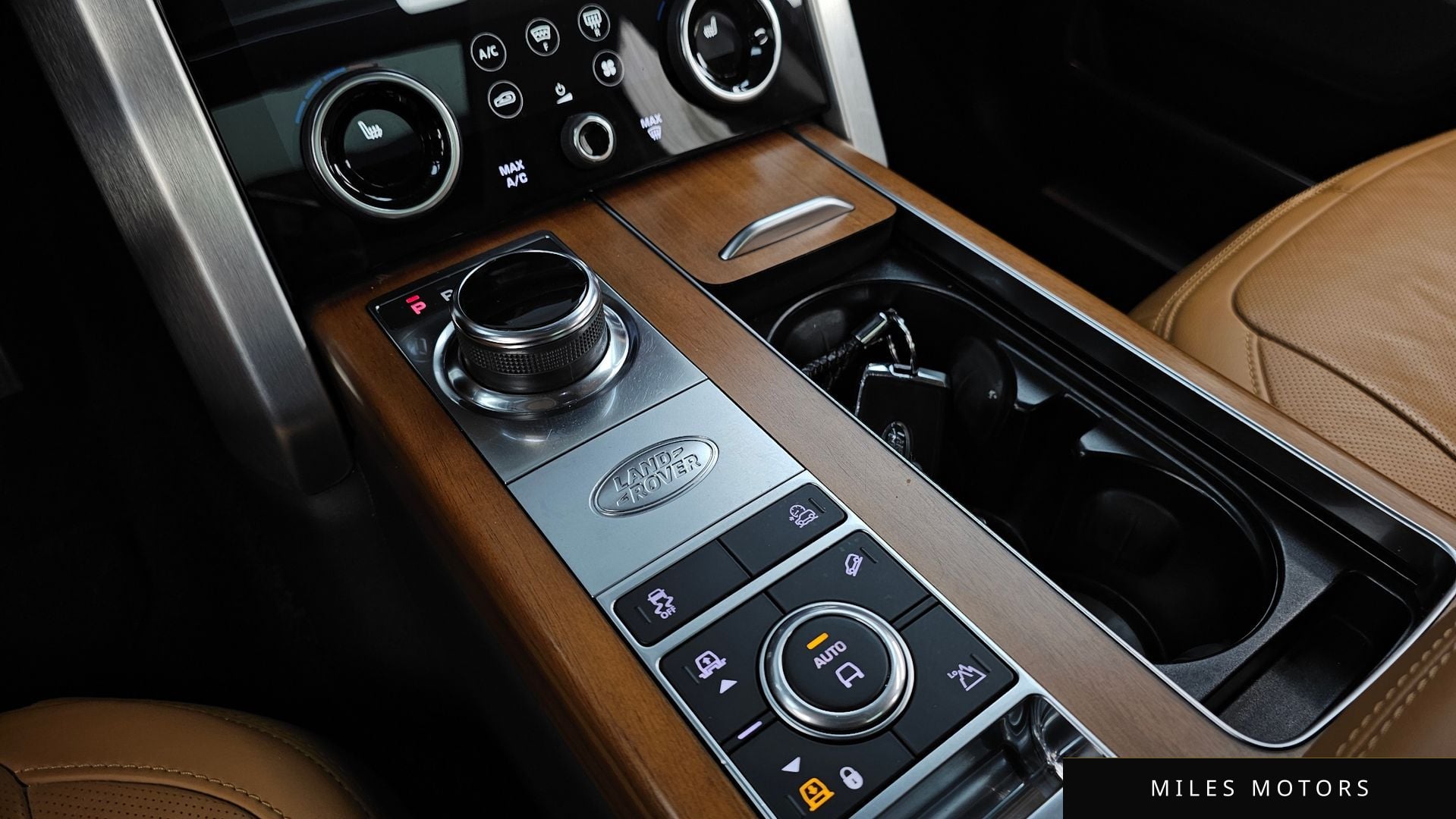Land Rover Range Rover 2020 — миниатюра 9
