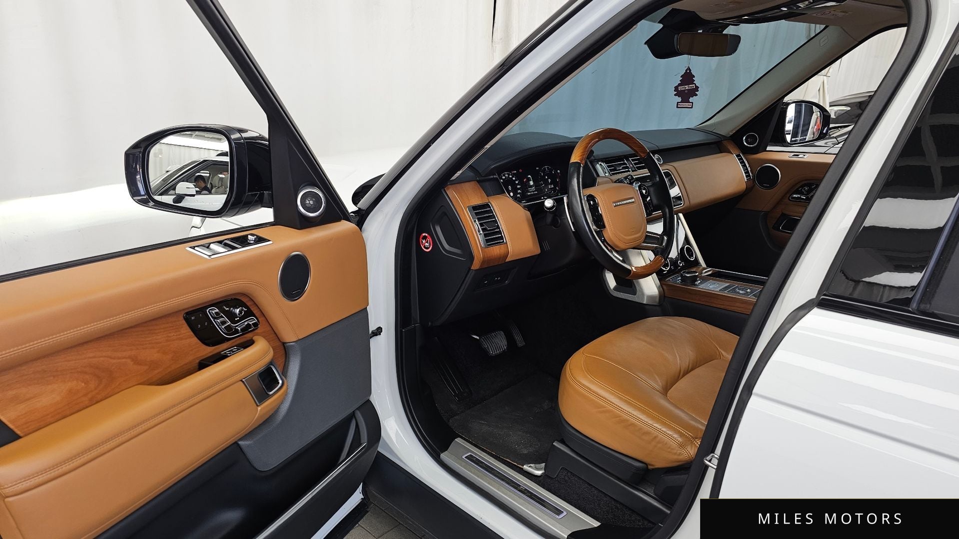 Land Rover Range Rover 2020 — миниатюра 10
