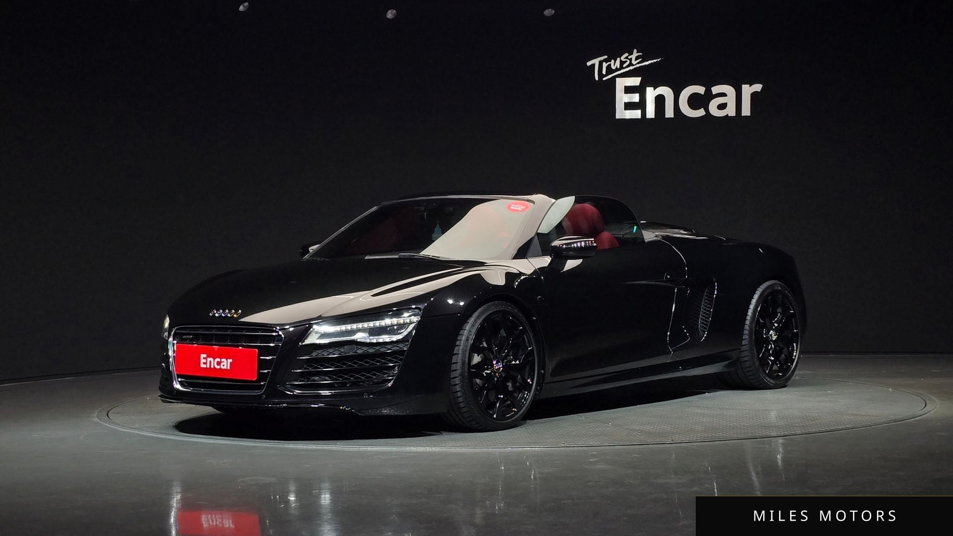 Audi R8 2015 — фото 1 из 12