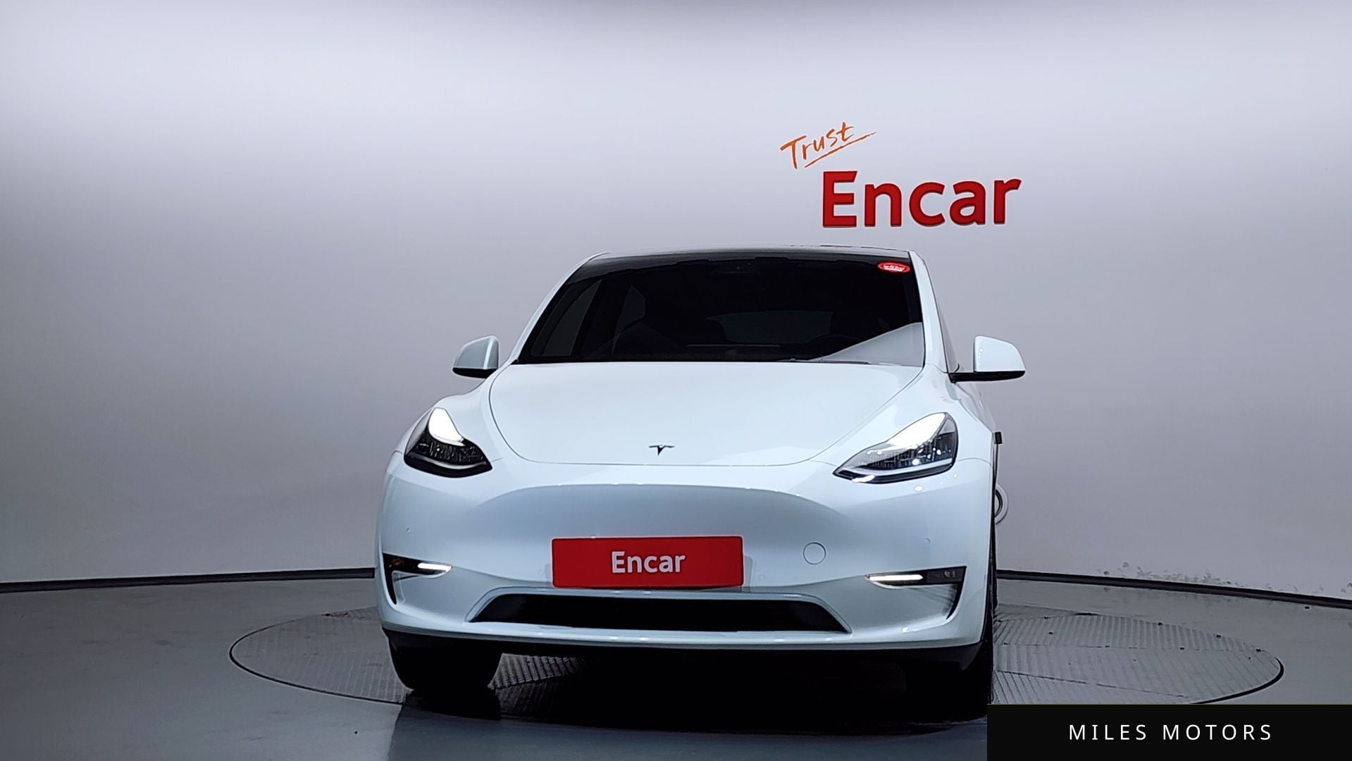 Tesla Model Y 2021 — миниатюра 3