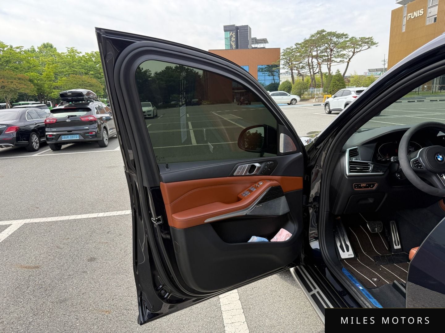 BMW X7 (G07) 2022 — миниатюра 10