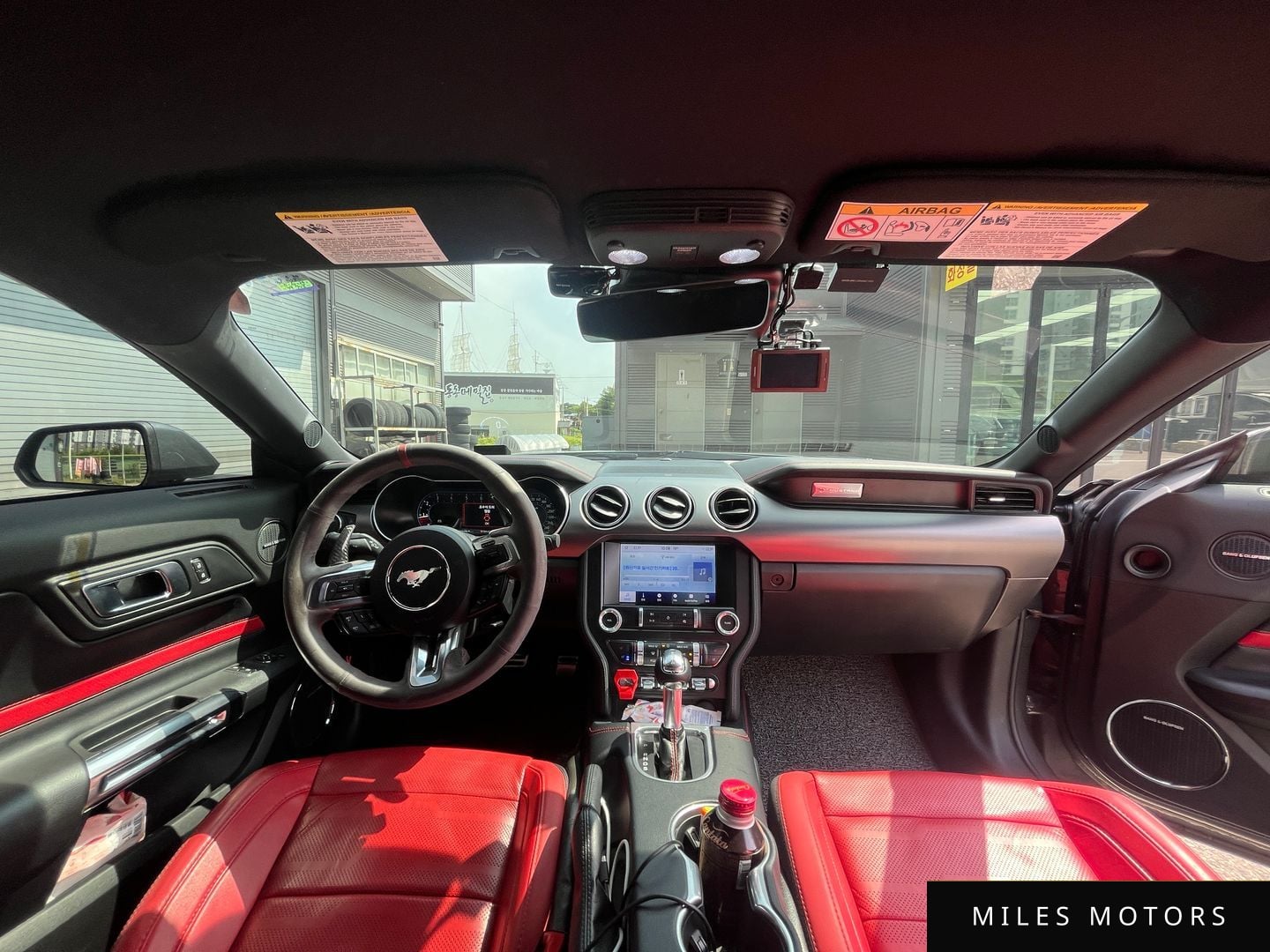 Ford Mustang 2022 — миниатюра 8