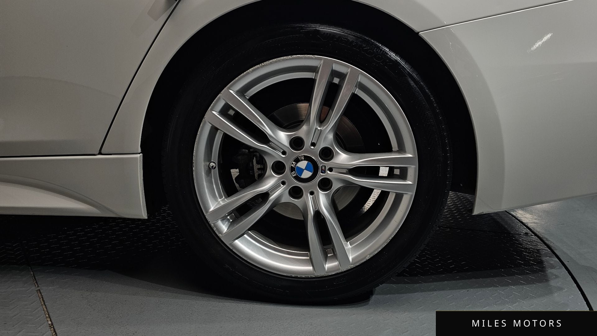 BMW 3 Series (F30) 2018 — миниатюра 6