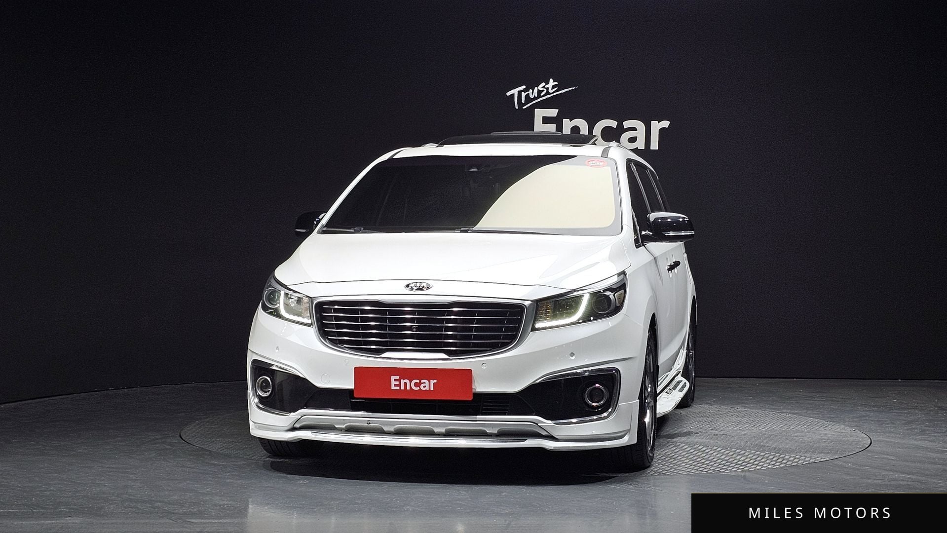 Kia Canival 2017 — миниатюра 3