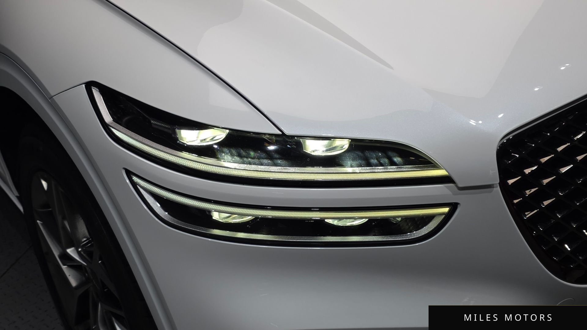 Genesis GV70 2023 — миниатюра 8