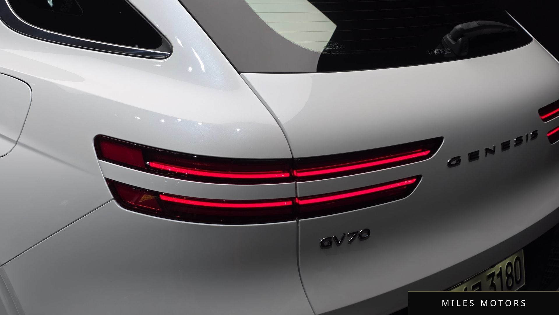 Genesis GV70 2023 — миниатюра 9