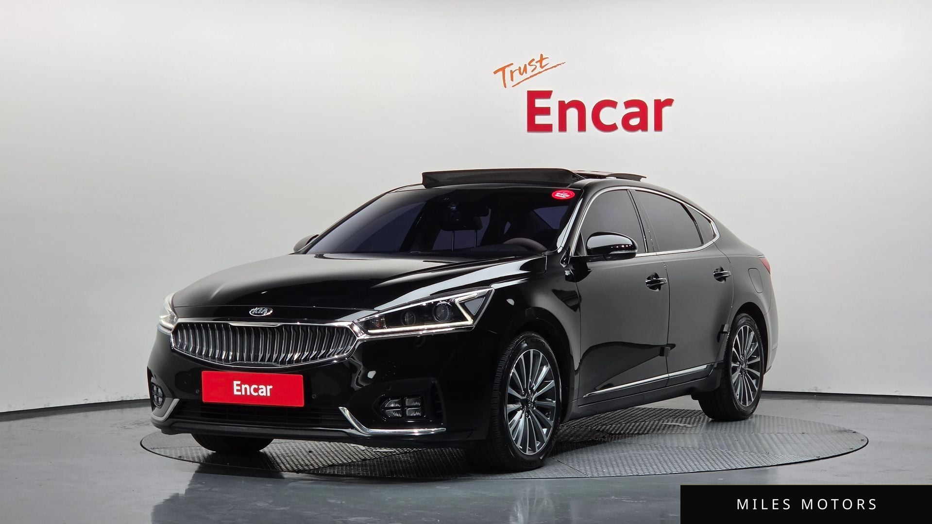 Kia K7 2016 — фото 1 из 12