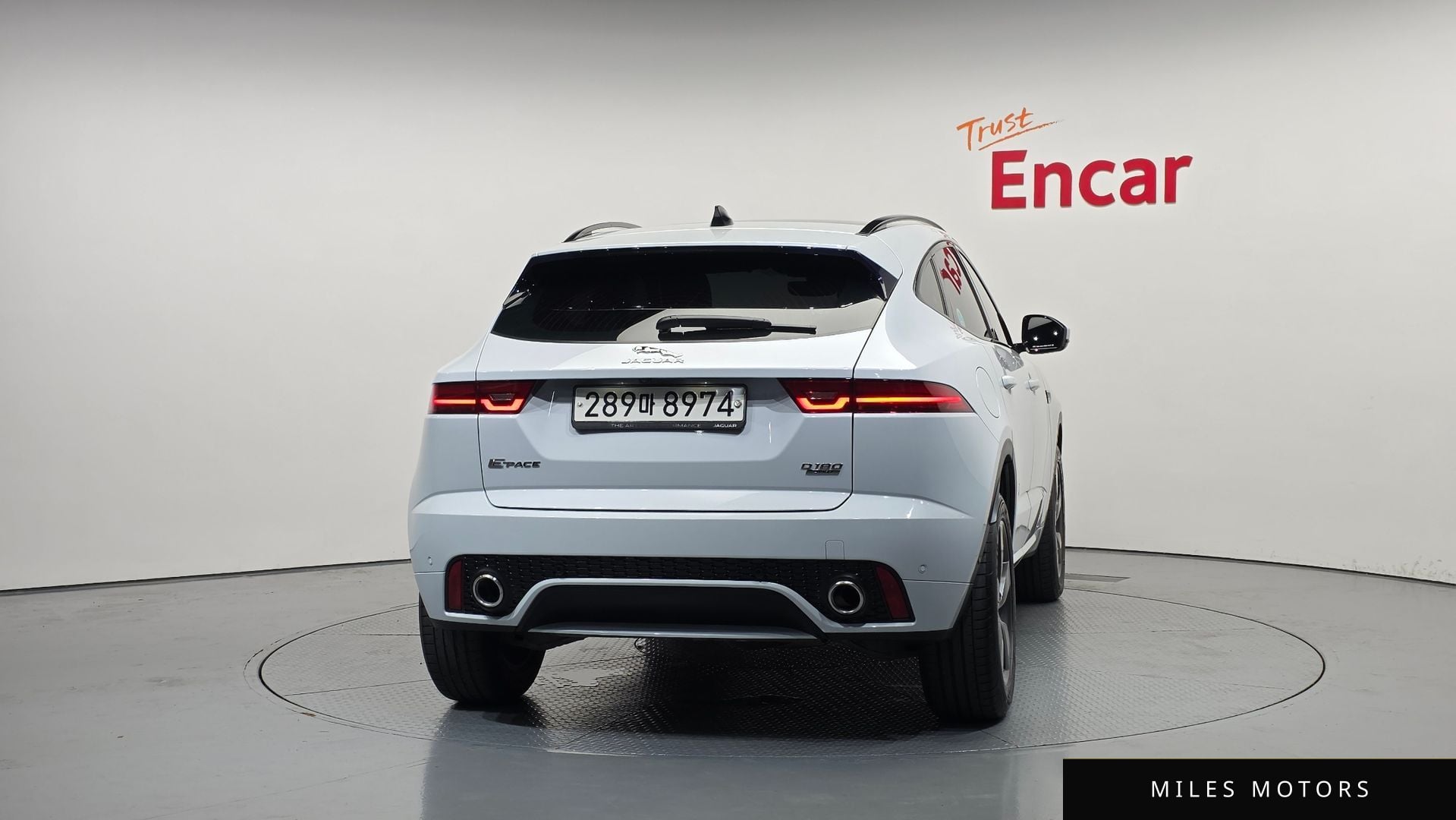 Jaguar E-PACE 2020 — миниатюра 4