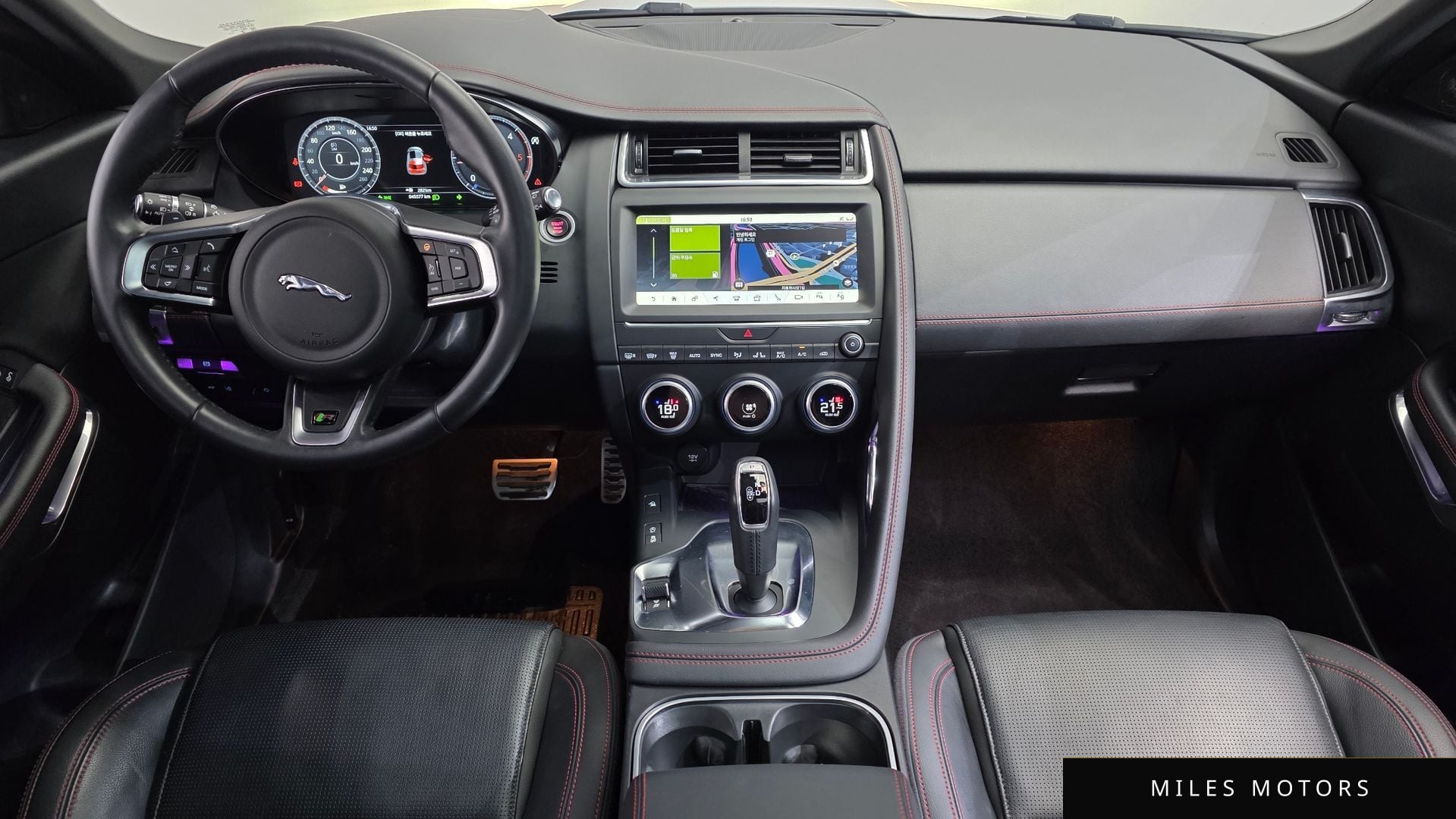 Jaguar E-PACE 2020 — миниатюра 10